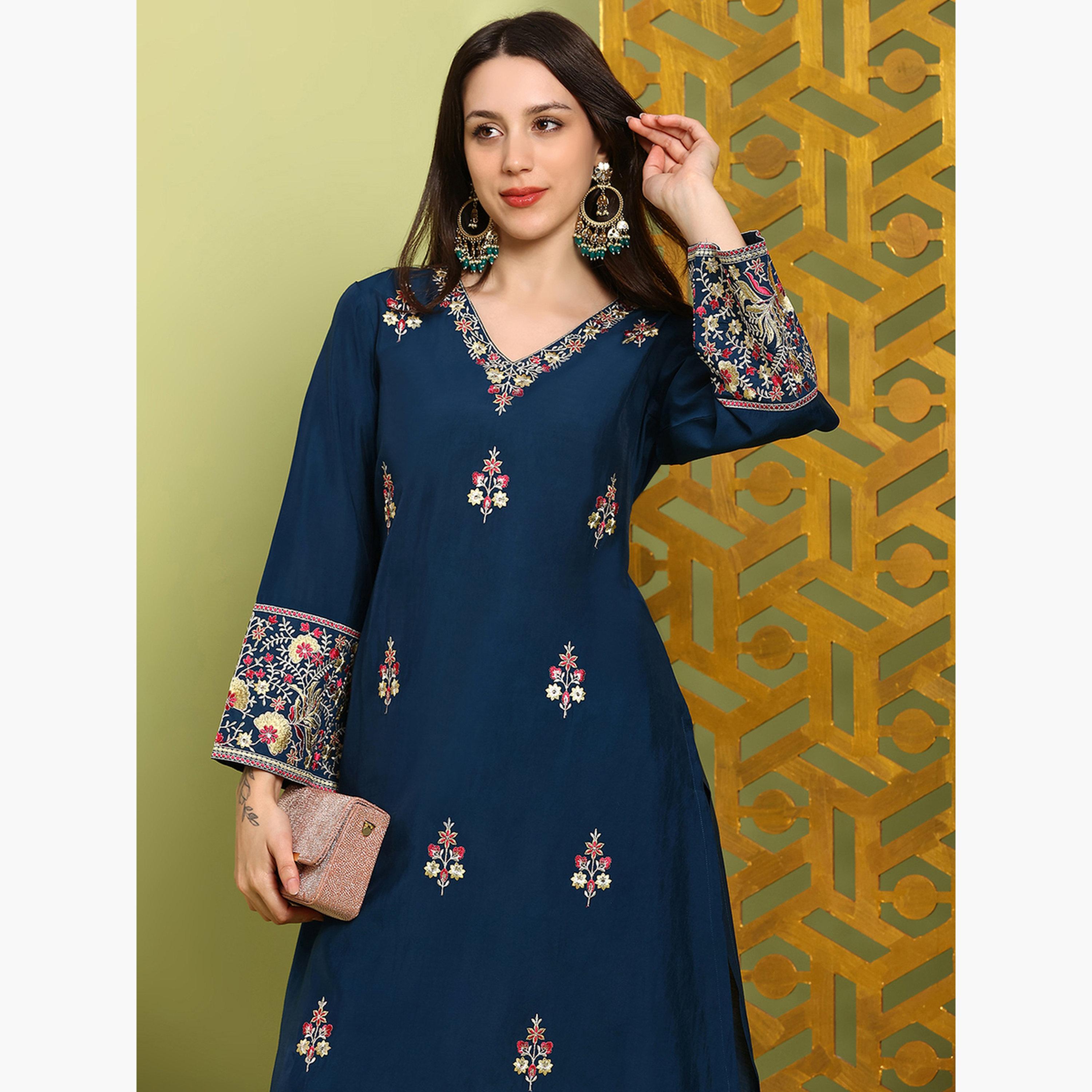 طقم كورتا وبنطال مطرز بزهور والترتر-women-clothing-ethnicwear-kurtasets-image-4