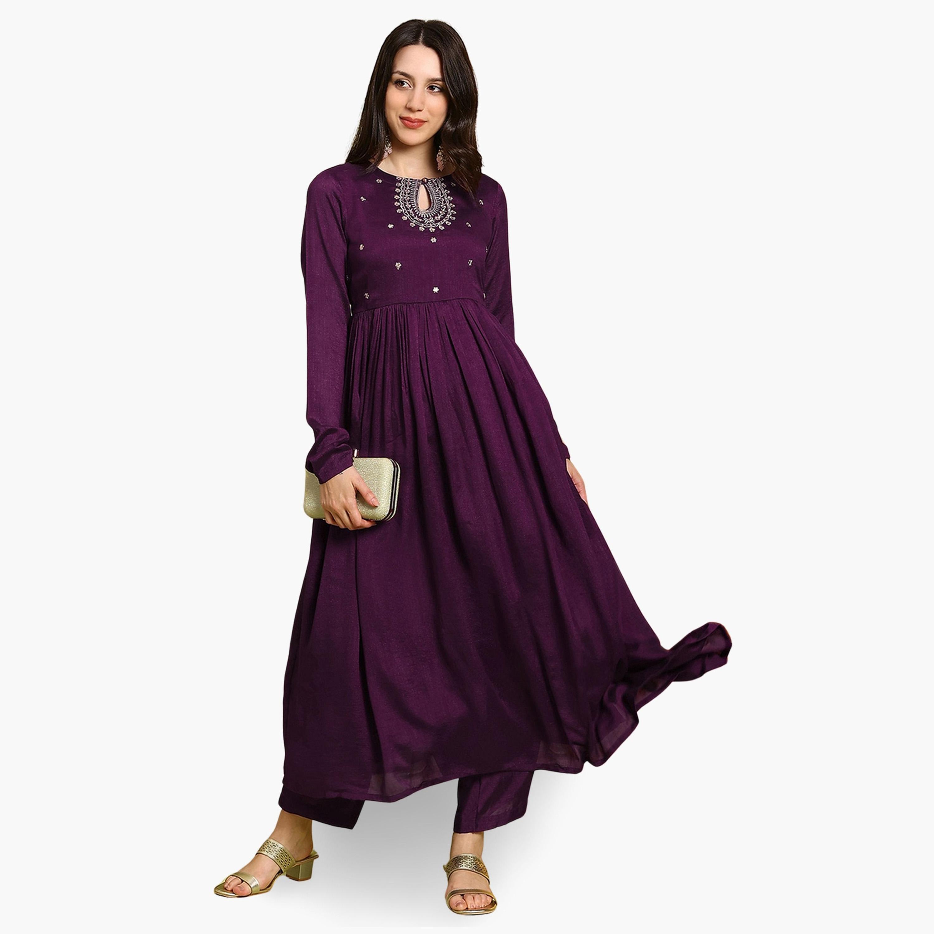 طقم منسق من كورتا مطرزة بالترتر وبنطال بأرجل واسعة-women-clothing-ethnicwear-kurtasets-image-1