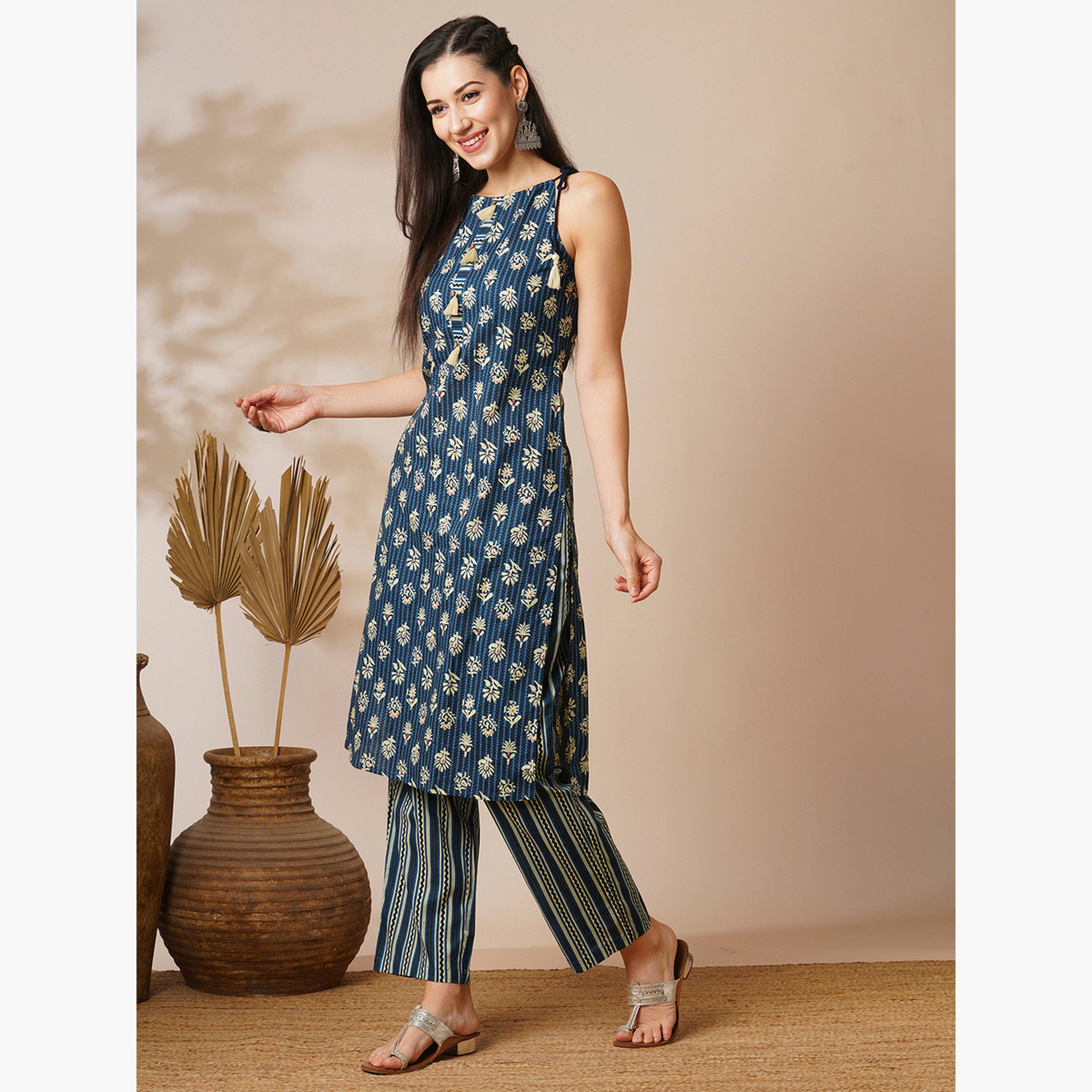 طقم كورتا بحمالات مع بنطال مخطط للنساء-women-clothing-ethnicwear-kurtasets-image-2