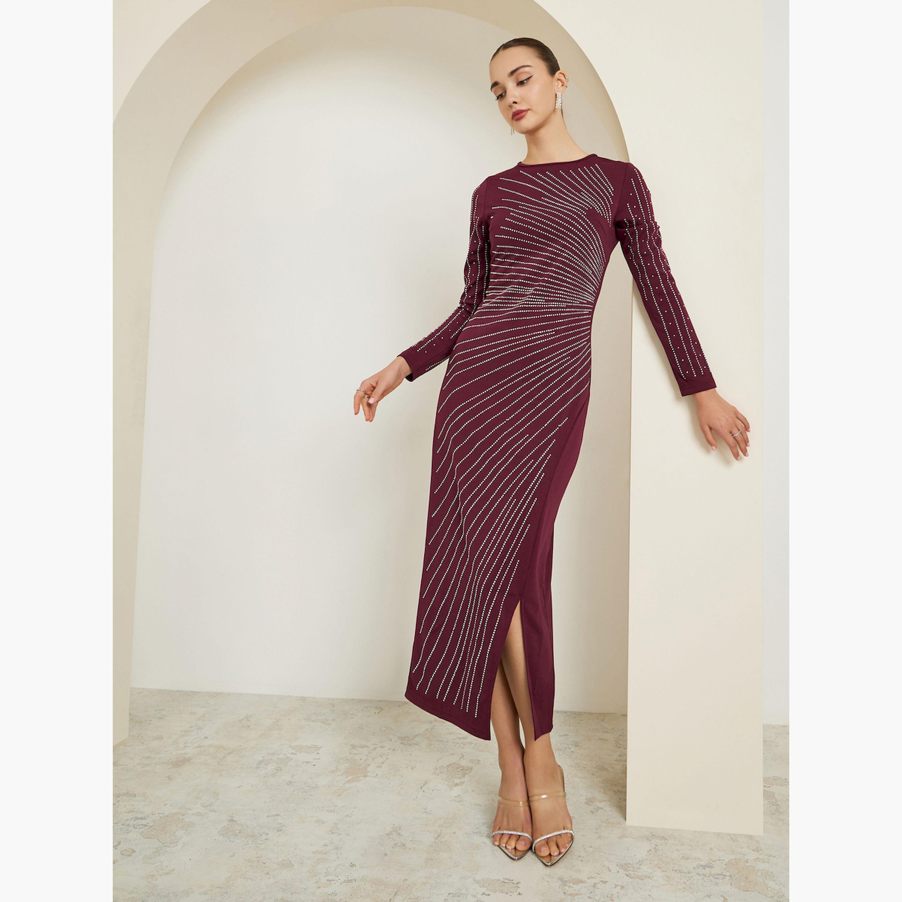 فستان طويل منمق بحجر الراين مع شق امامي-women-clothing-dresses-image-3