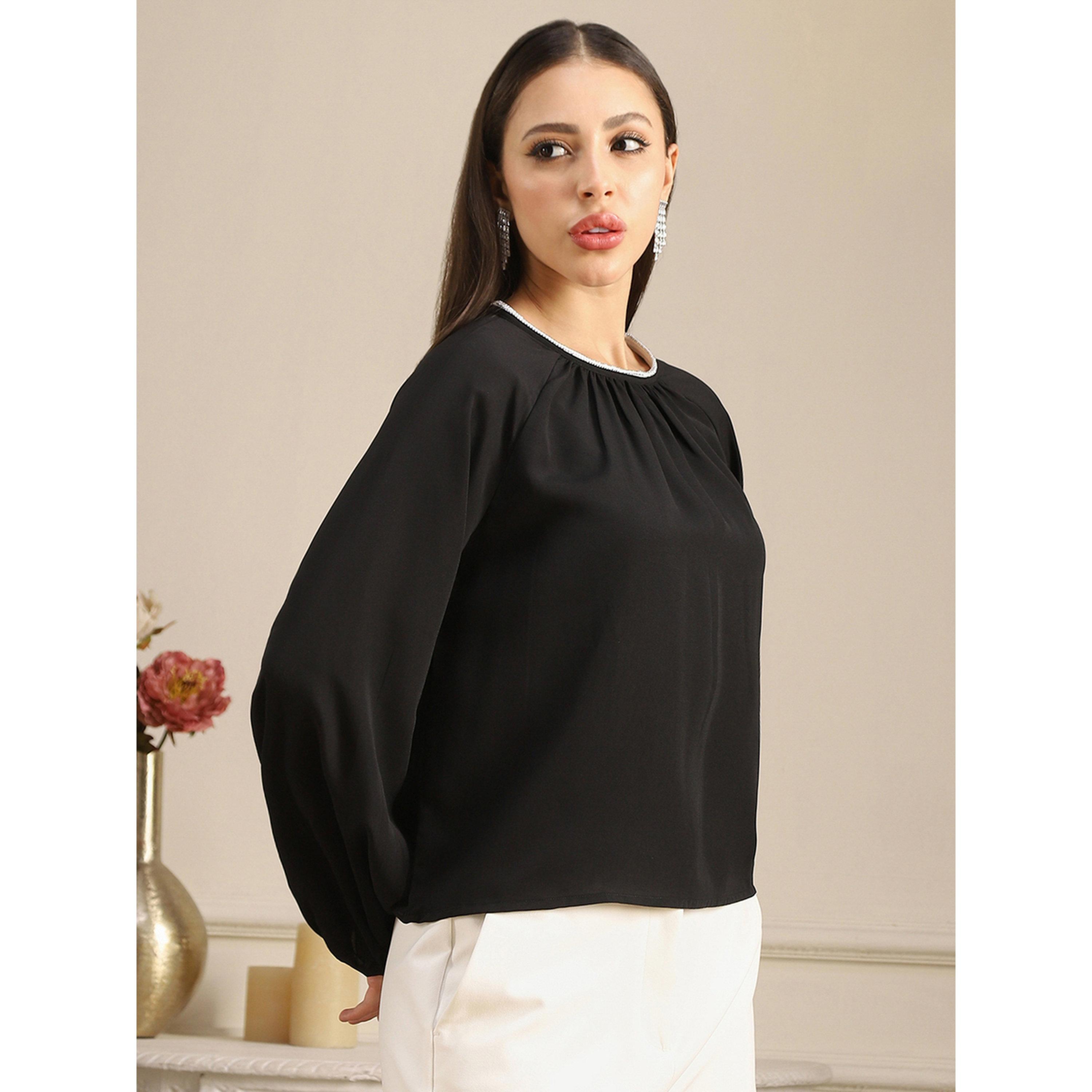 بلوزة بتفاصيل منمقة وكسرات-women-clothing-shirtsandblouses-blouses-image-2