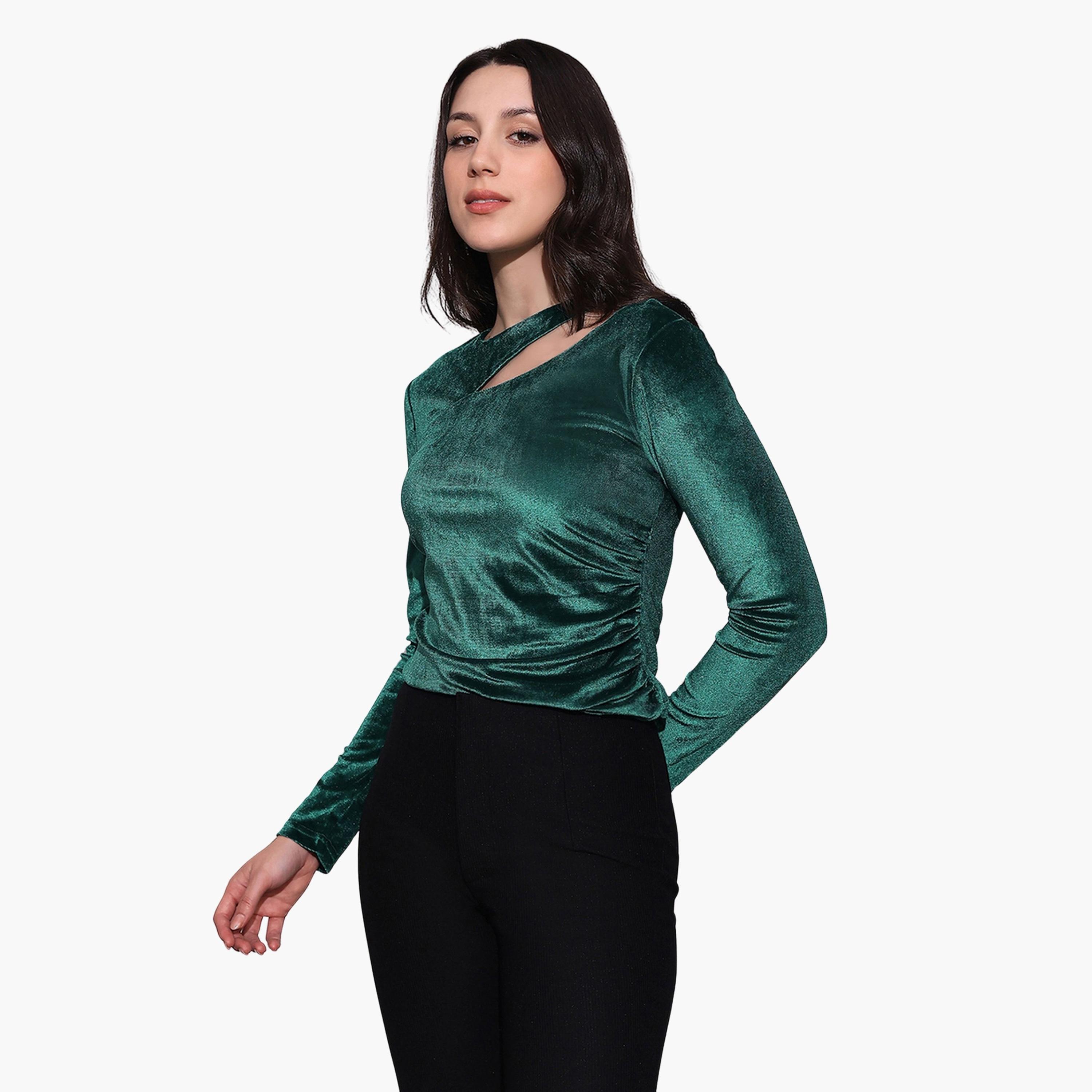 بلوزة مخمل مزينة بتفاصيل مفرغة-women-clothing-shirtsandblouses-blouses-image-1
