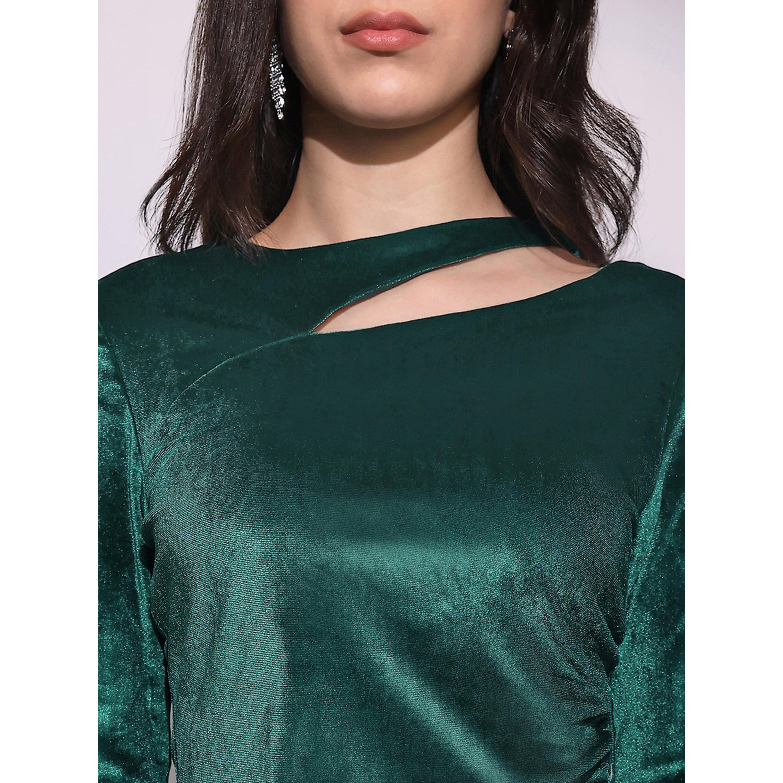 بلوزة مخمل مزينة بتفاصيل مفرغة-women-clothing-shirtsandblouses-blouses-image-4