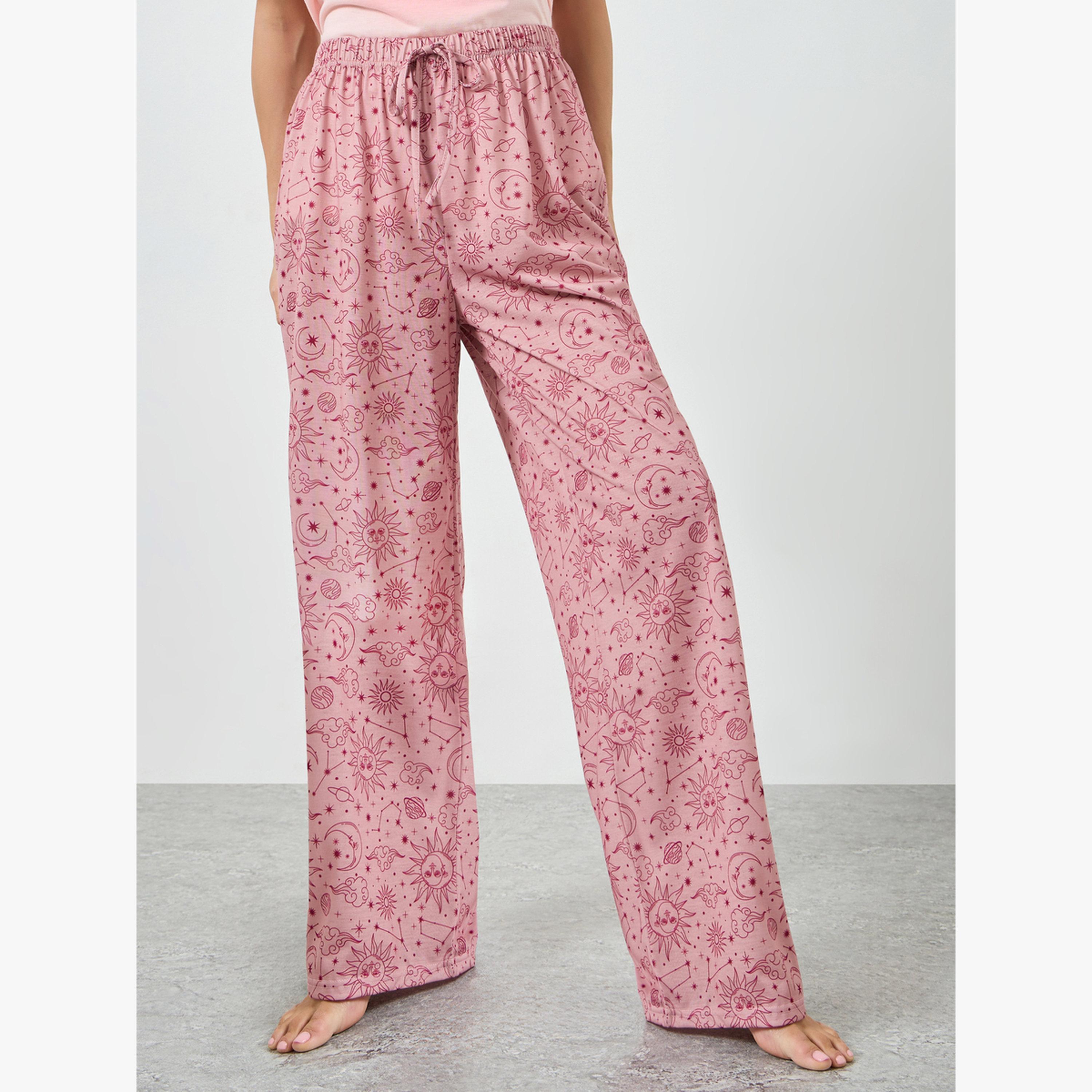 طقم بيجاما من بنطال وتيشيرت بأكتاف منسدلة وطبعة جرافيك شمس-women-clothing-nightwear-pyjamas-longsets-image-4