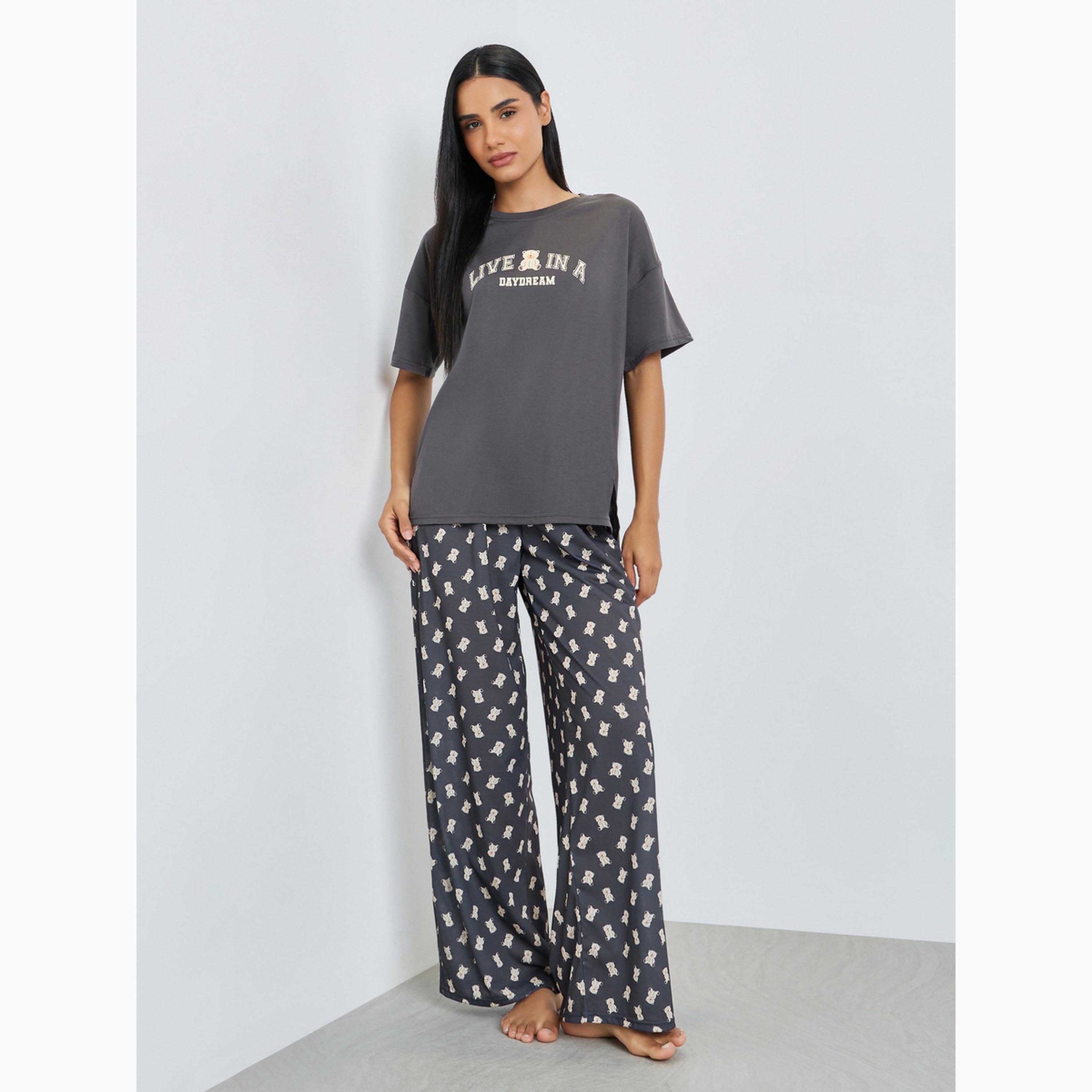 Styli Teddy Slogan Drop Shoulder Side Split T-Shirt and Pyjama Set-women-clothing-nightwear-pyjamas-longsets-image-1