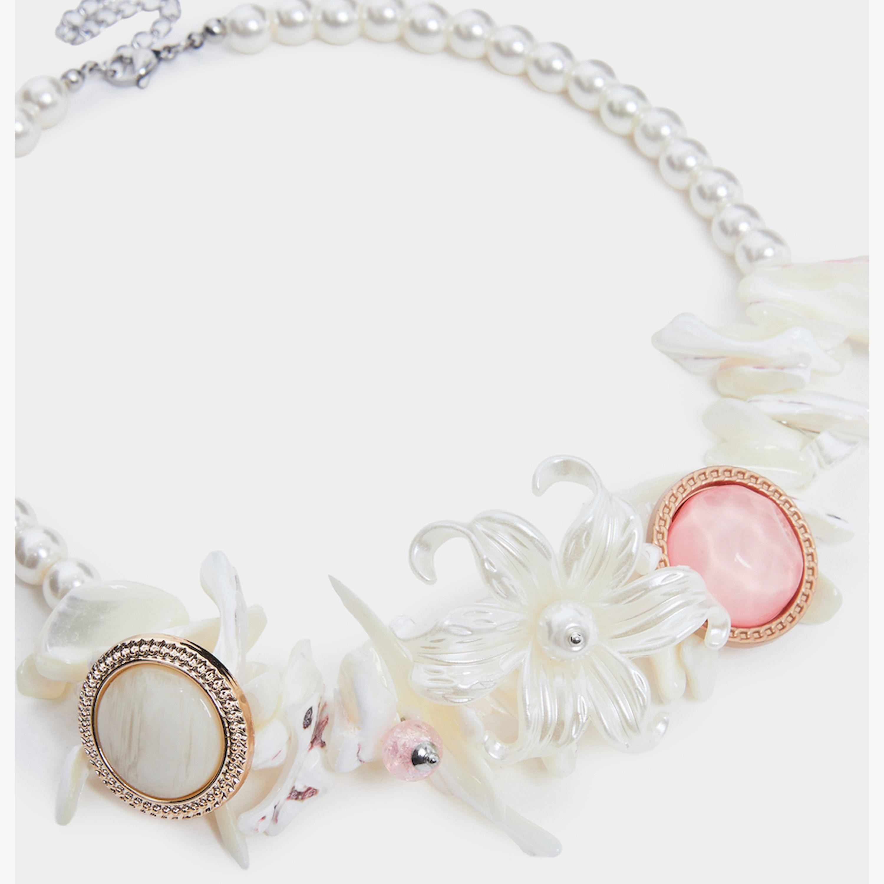 عقد بارز بلؤلؤ وأصداف-women-watchesandjewellery-jewellery-necklacesandpendants-image-2