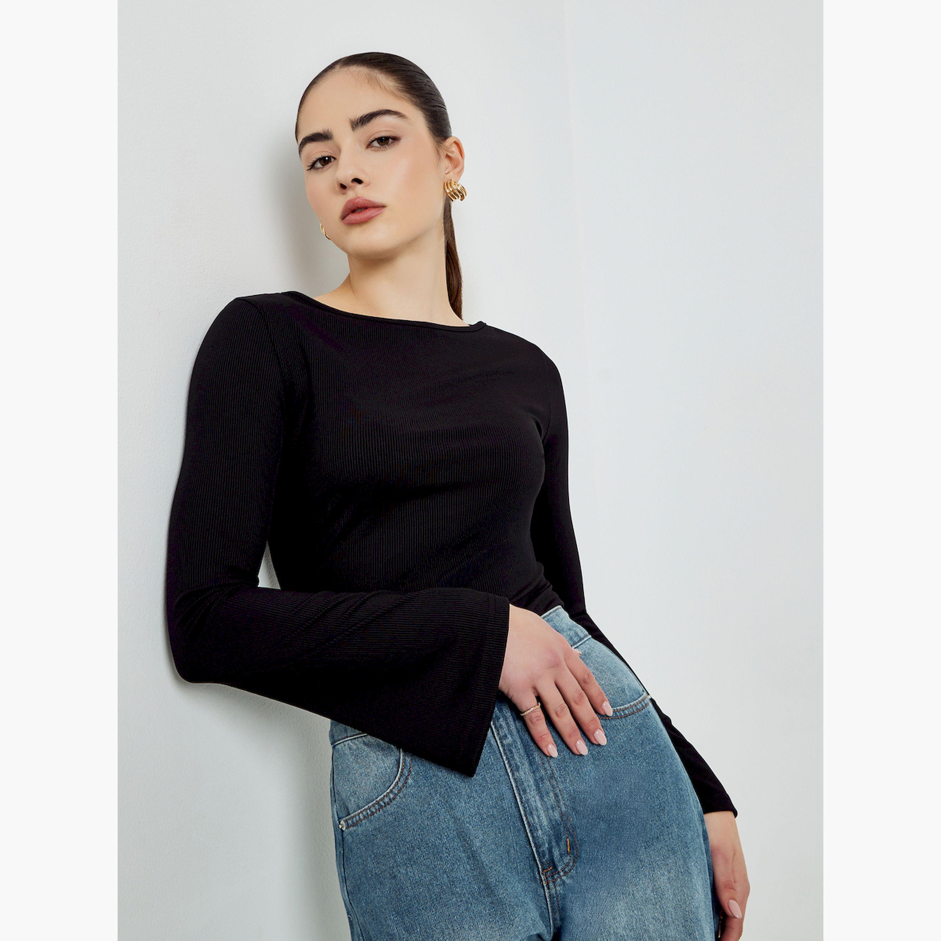 مجموعة من 2 بلوزة محبوكة بأكمام جرس-women-clothing-tshirts-image-4