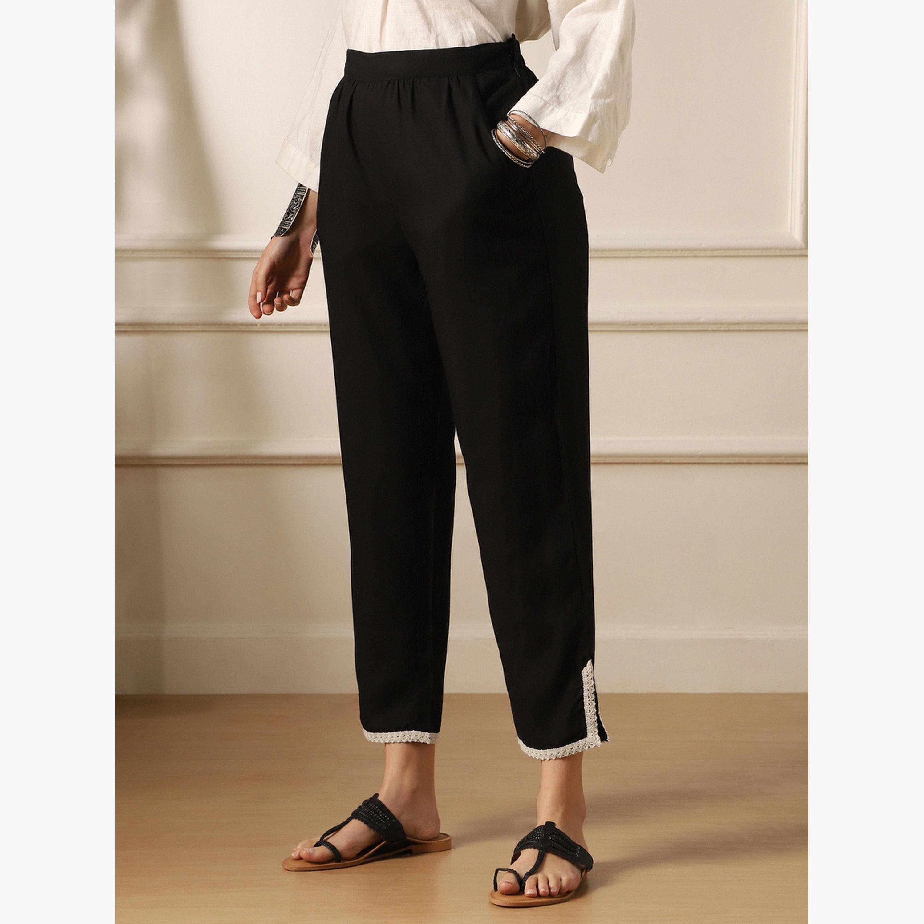 بنطلون بقصة ضيقة من الأسفل وتفاصيل دانتيل-women-clothing-bottoms-trousers-image-3
