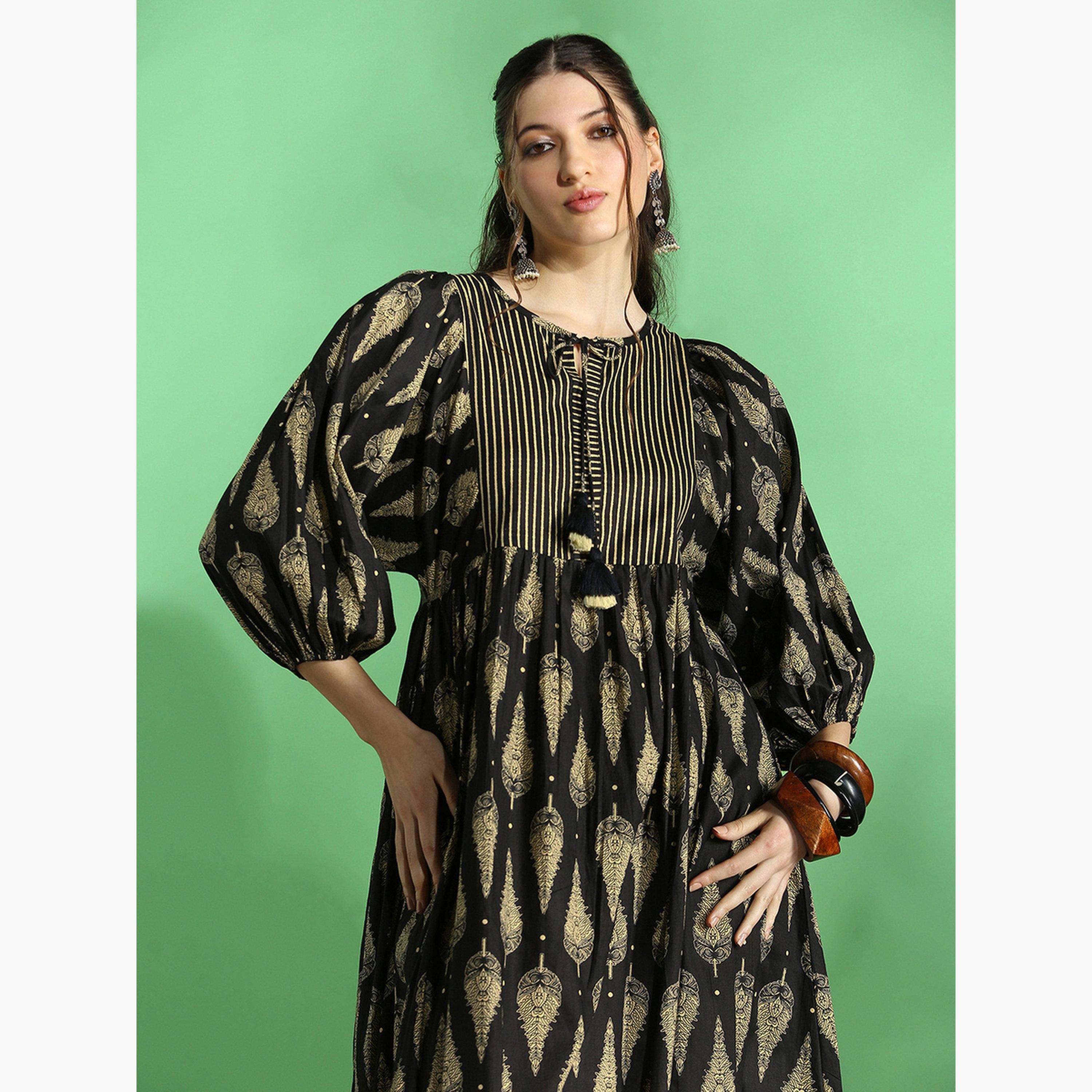 فستان ميدي بياقة برباط وطبعة تراثية-women-clothing-ethnicwear-dresses-image-4