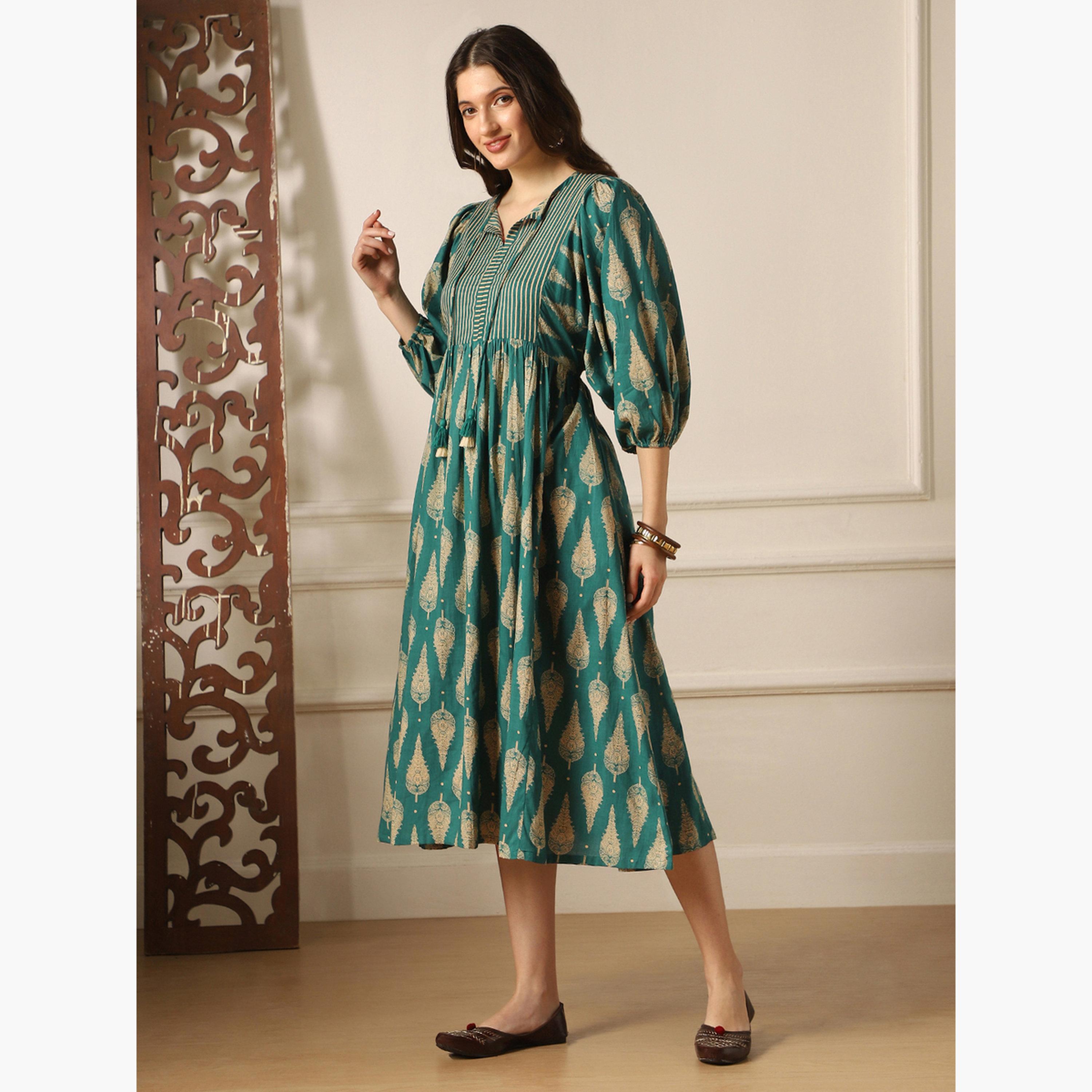فستان ميدي بياقة برباط وطبعة تراثية-women-clothing-ethnicwear-dresses-image-2
