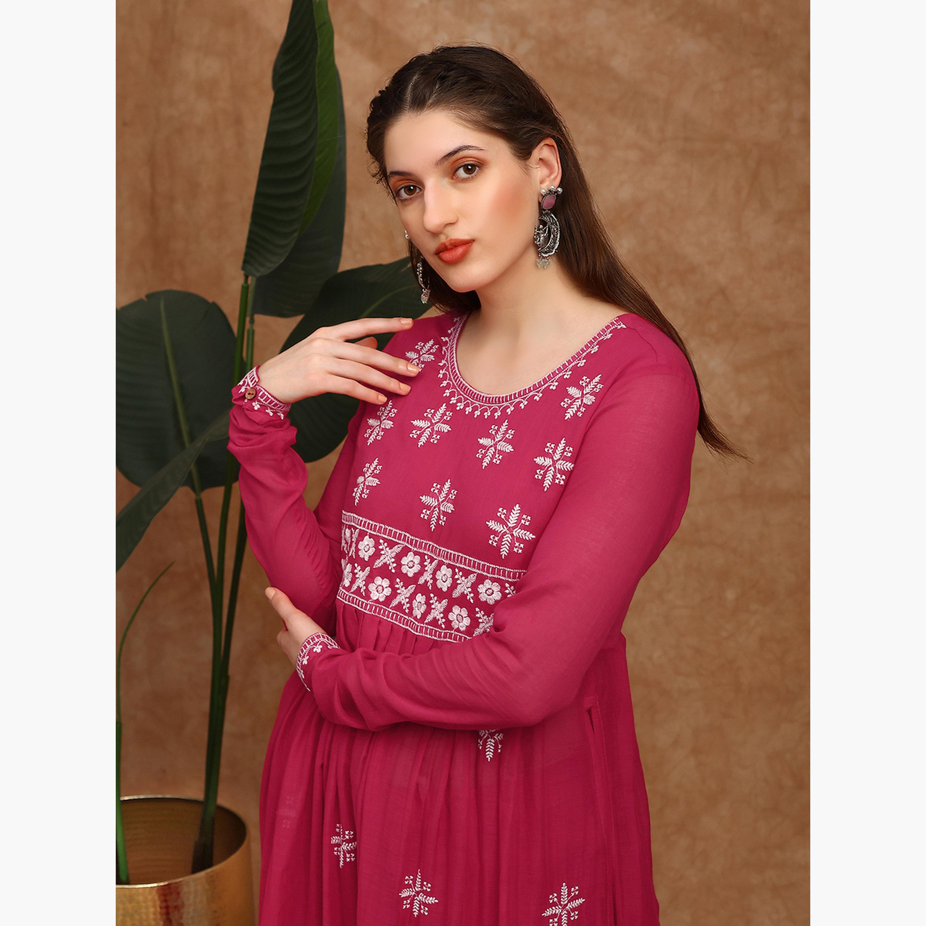 طقم كورتا وبنطال مطرز بزهور-women-clothing-ethnicwear-kurtasets-image-4