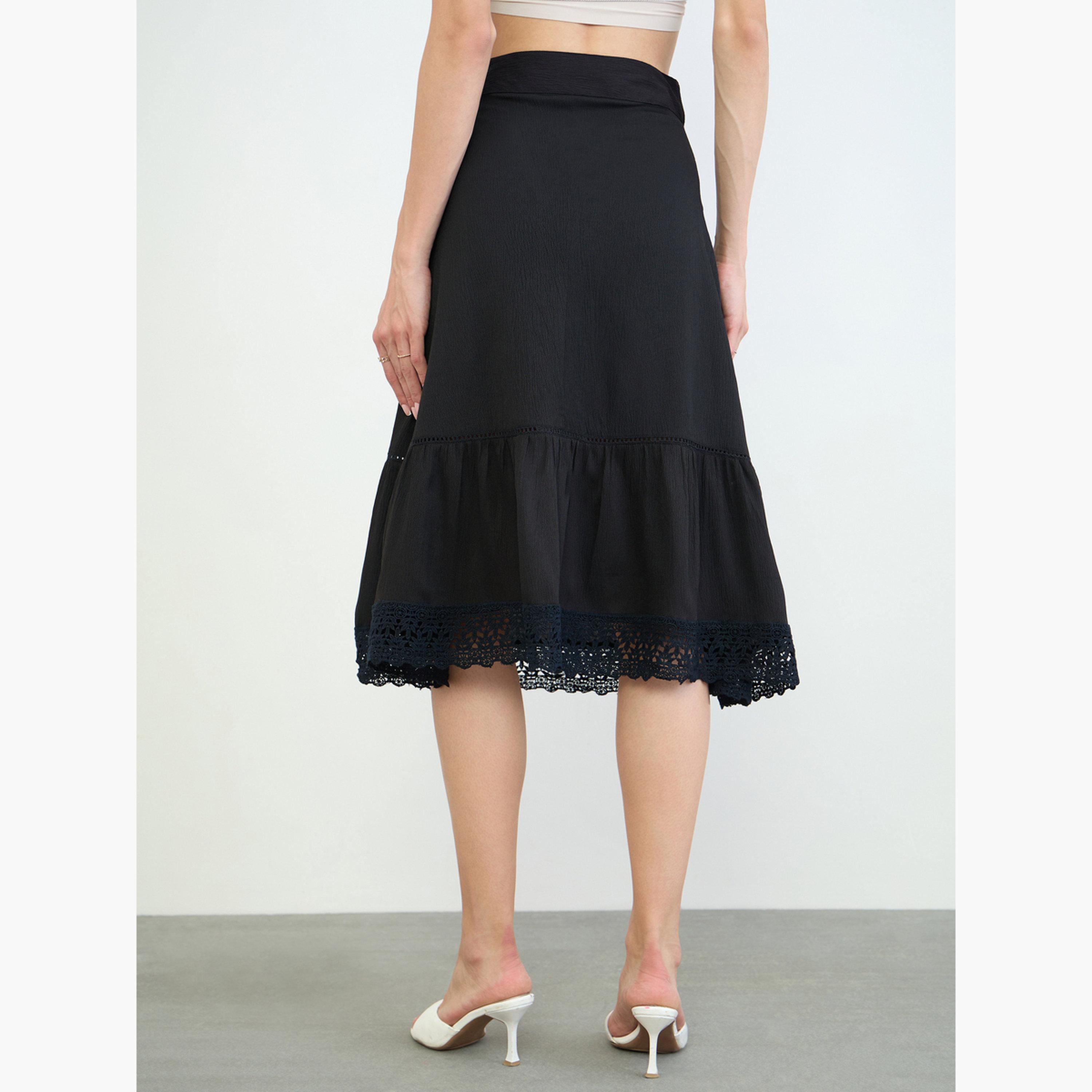 تنورة ميدي بحافة واسعة مع تفاصيل دانتيل-women-clothing-skirts-image-4