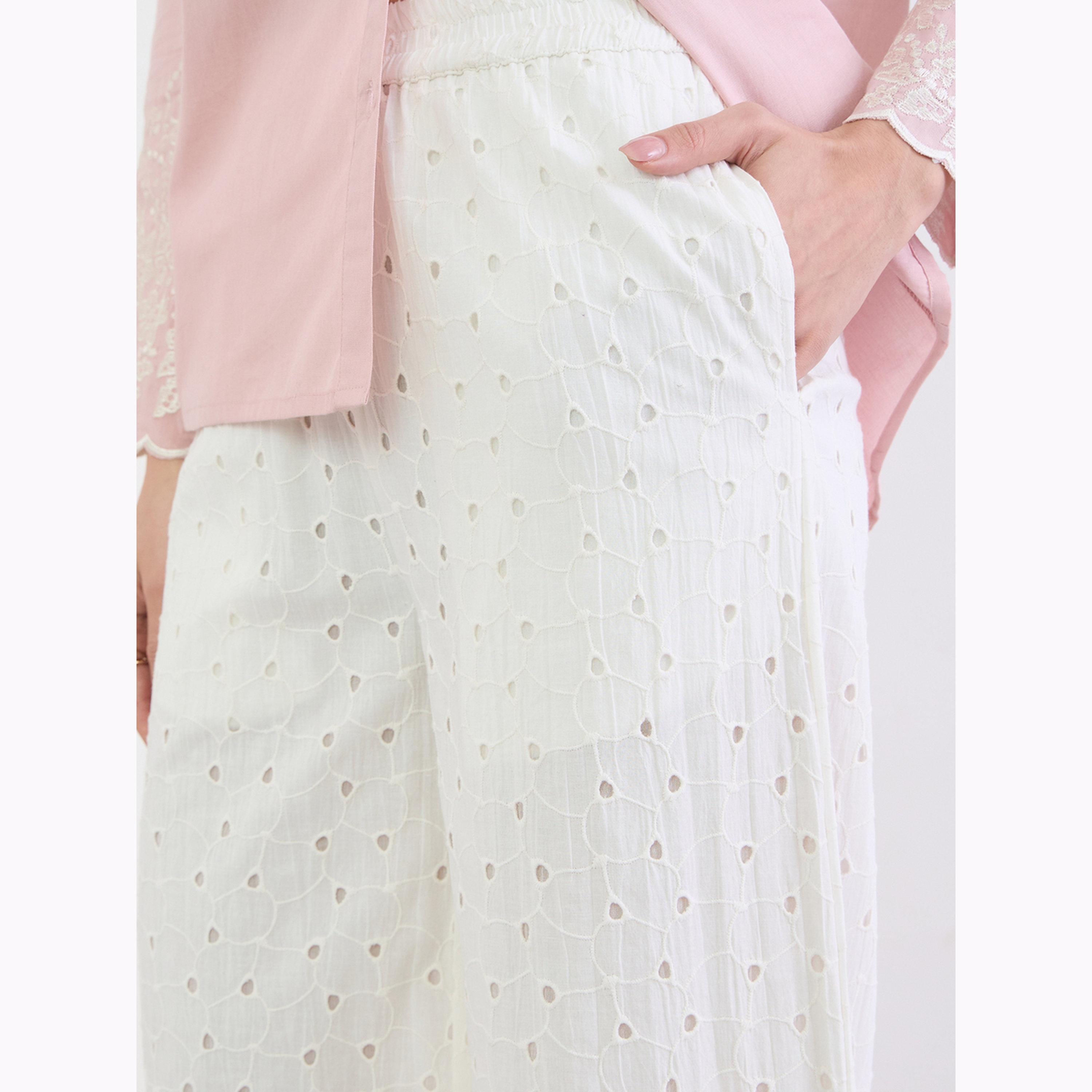 Styli Off-White Schiffli Wide Leg Trousers-women-clothing-bottoms-joggers-image-3