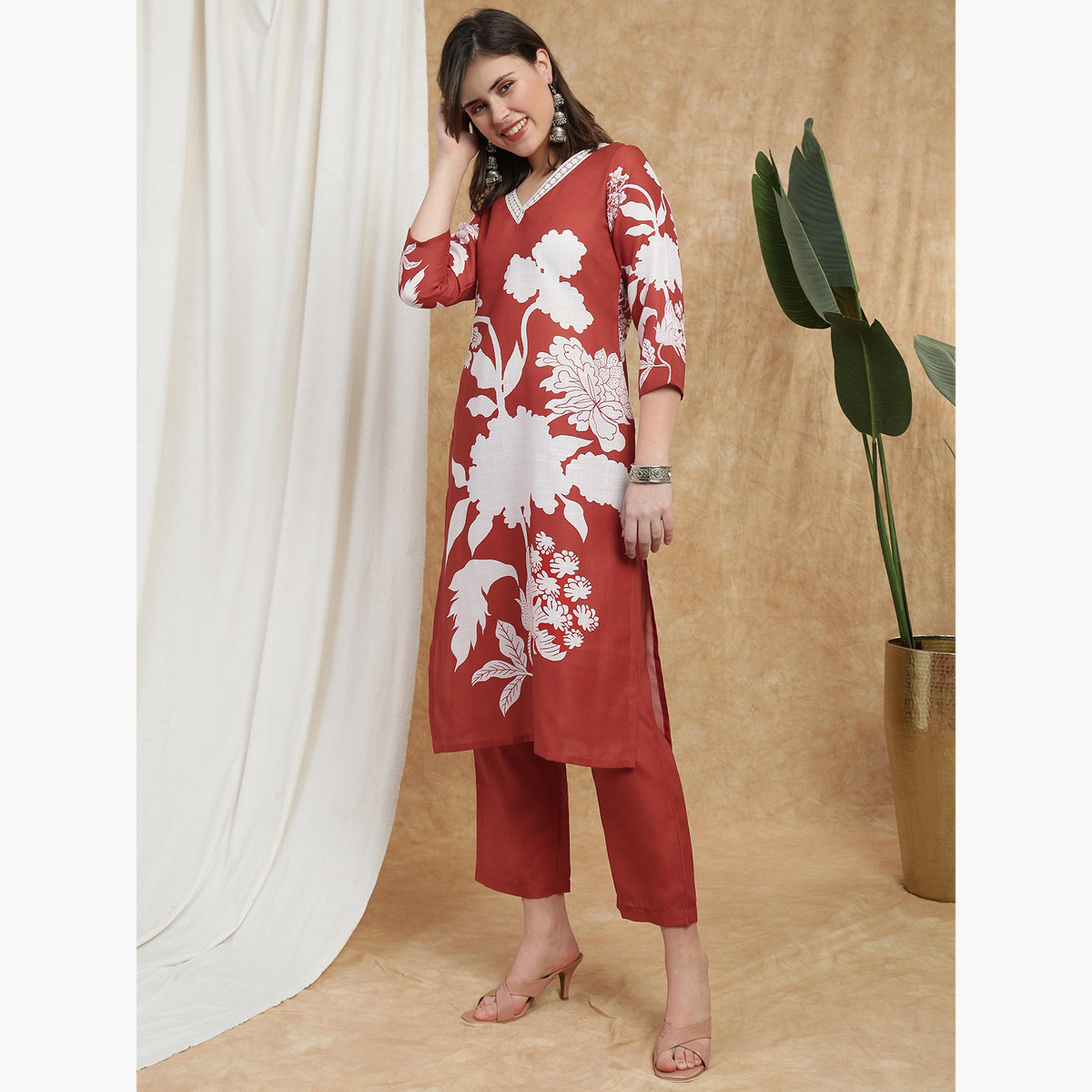 Globus X Styli Women Rust Floral Print Lace Insert Straight Kurta and Pant Set-women-clothing-ethnicwear-kurtasets-image-2