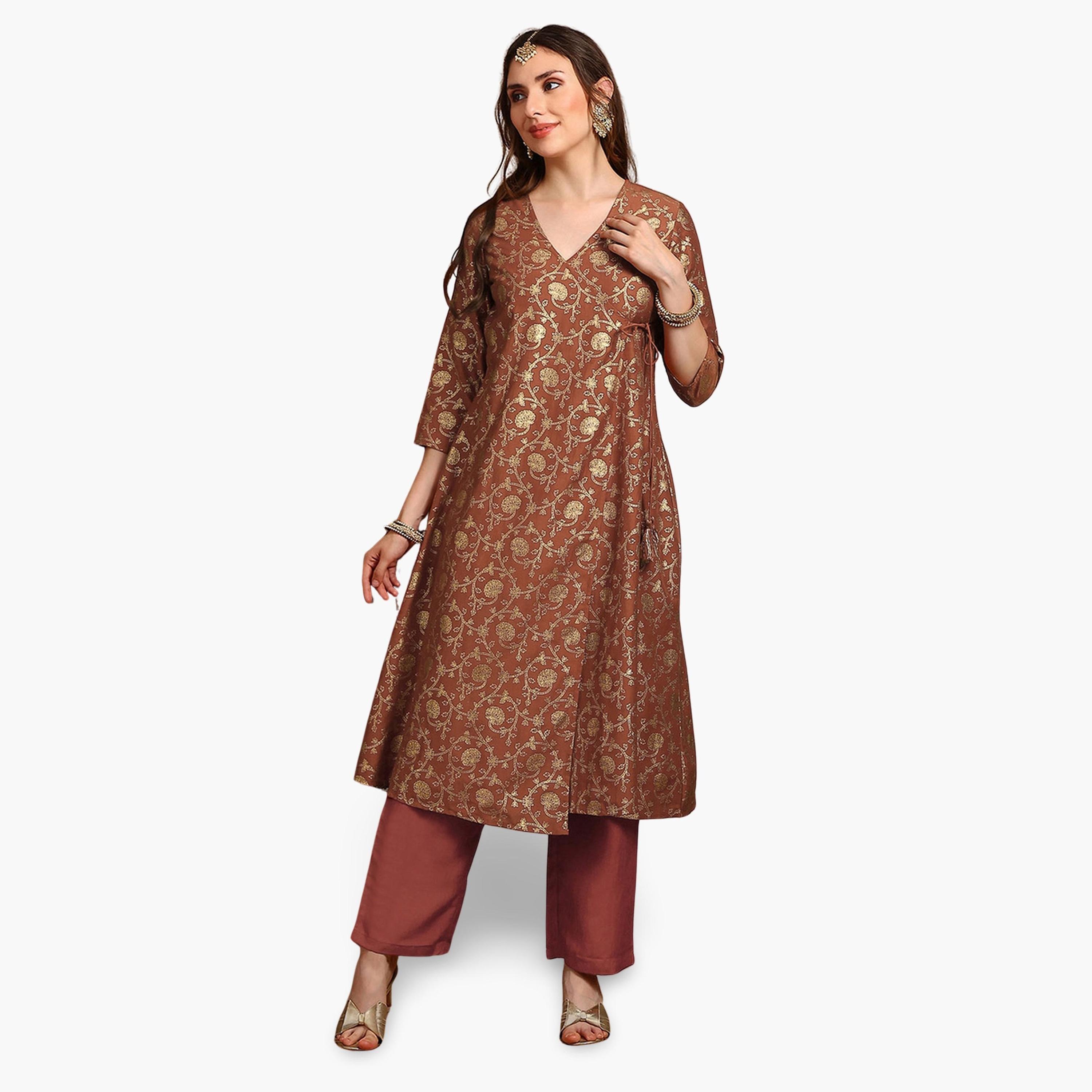طقم كورتا بطبعة فويل وأزهار مع بنطال للنساء-women-clothing-ethnicwear-kurtasets-image-1