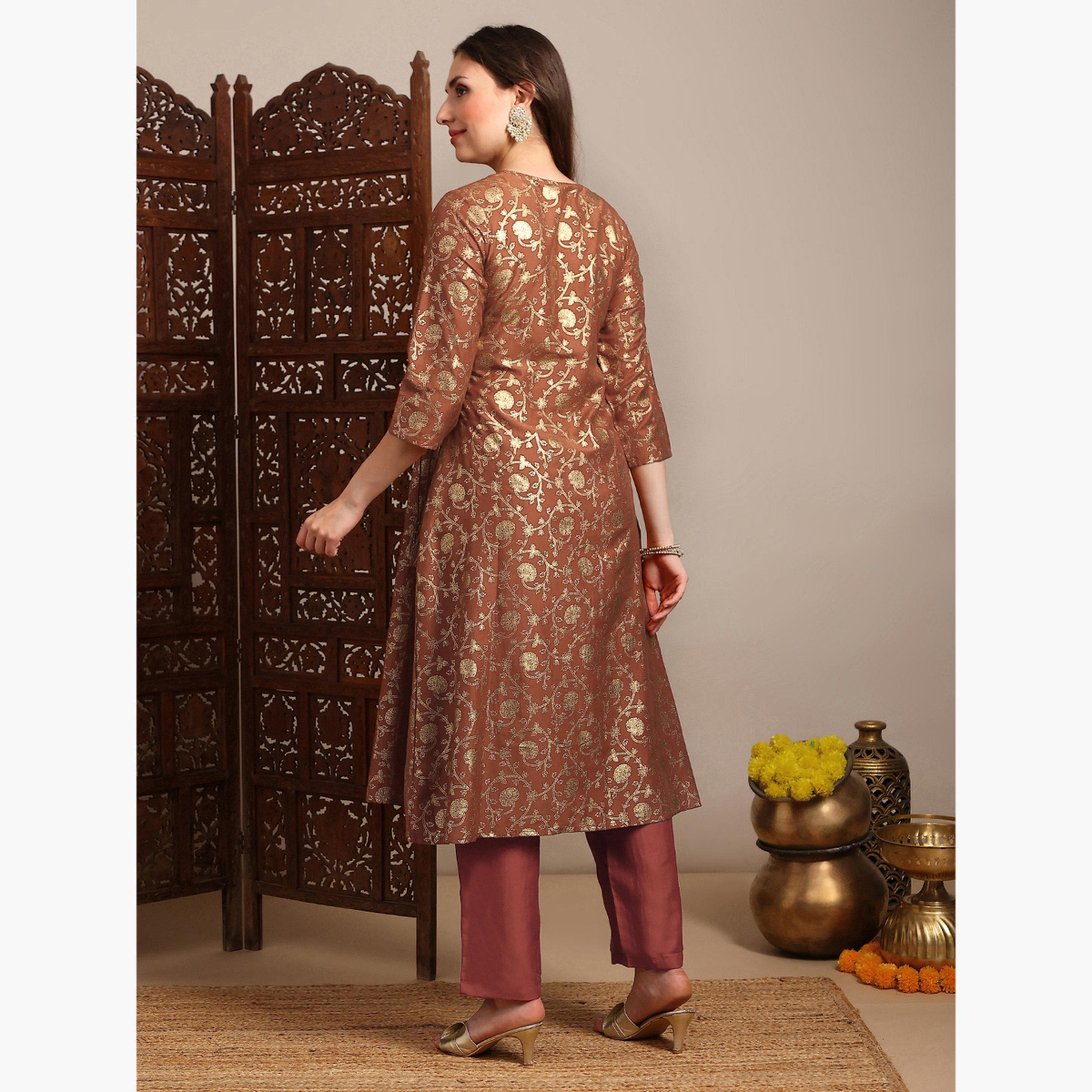 Globus X Styli Women Rust Gold Foil Floral Print Kurta with Pants Set-women-clothing-ethnicwear-kurtasets-image-3