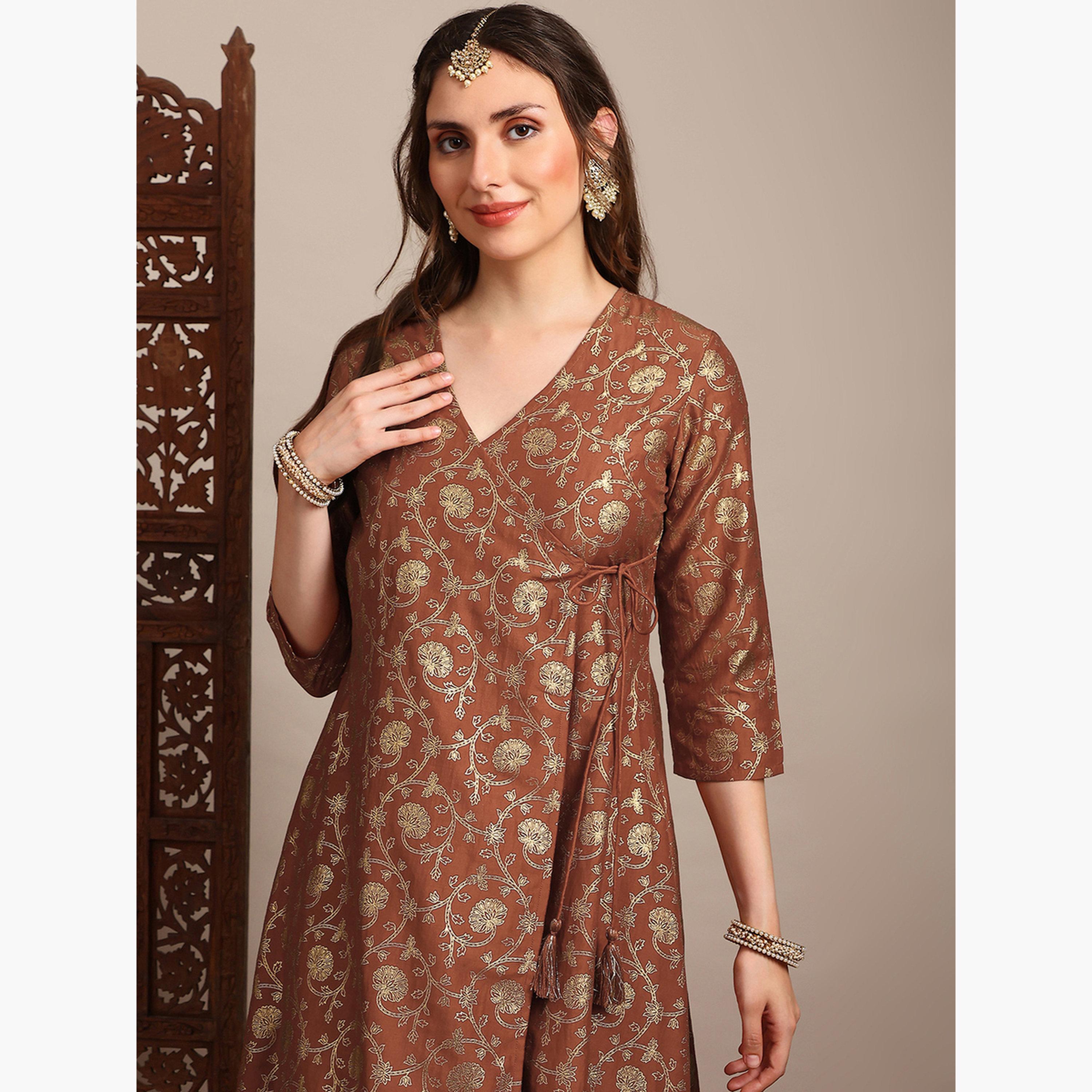 Globus X Styli Women Rust Gold Foil Floral Print Kurta with Pants Set-women-clothing-ethnicwear-kurtasets-image-4