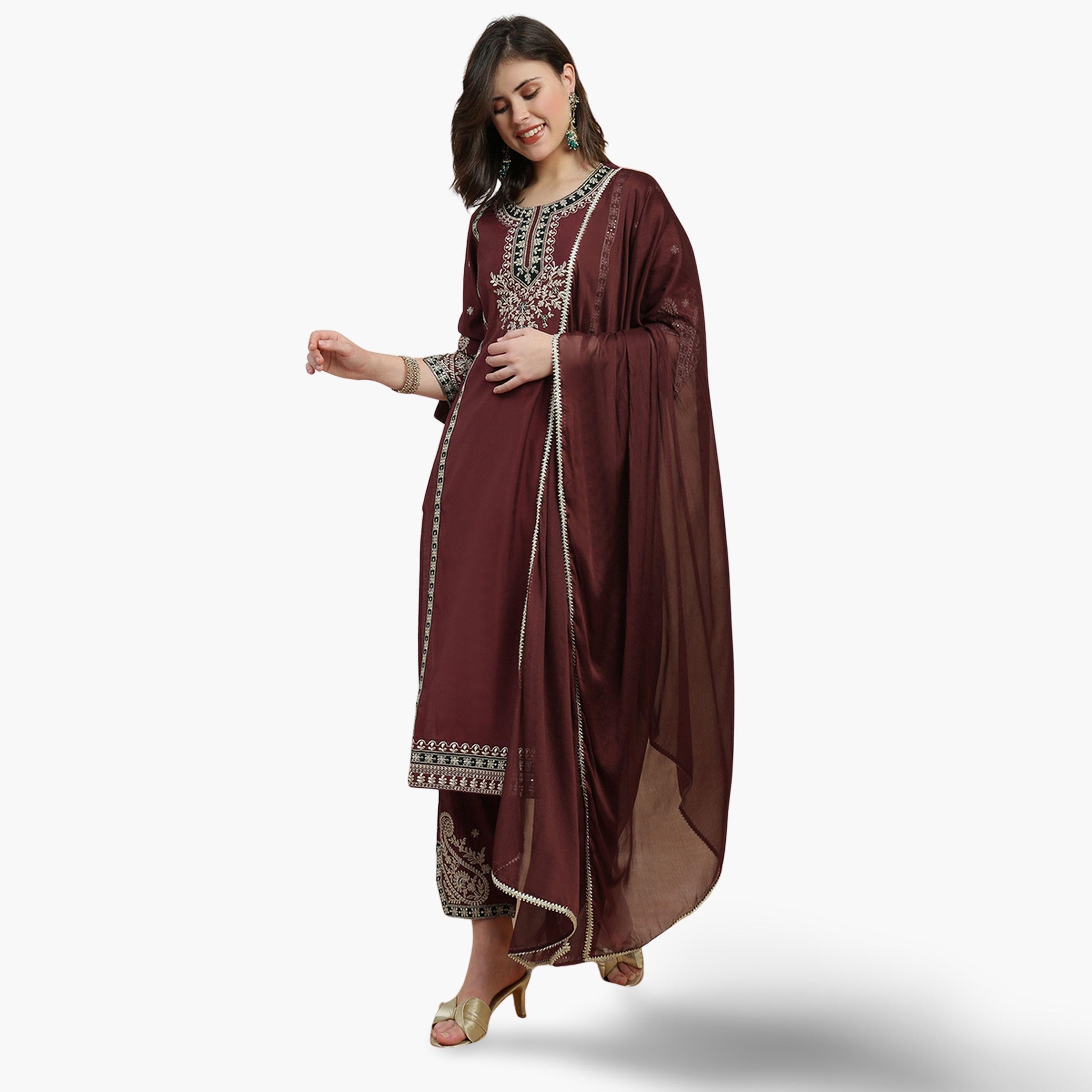طقم كورتا مطرزة عند الصدر مع بنطال واسع ودوباتا-women-clothing-ethnicwear-kurtasets-image-1