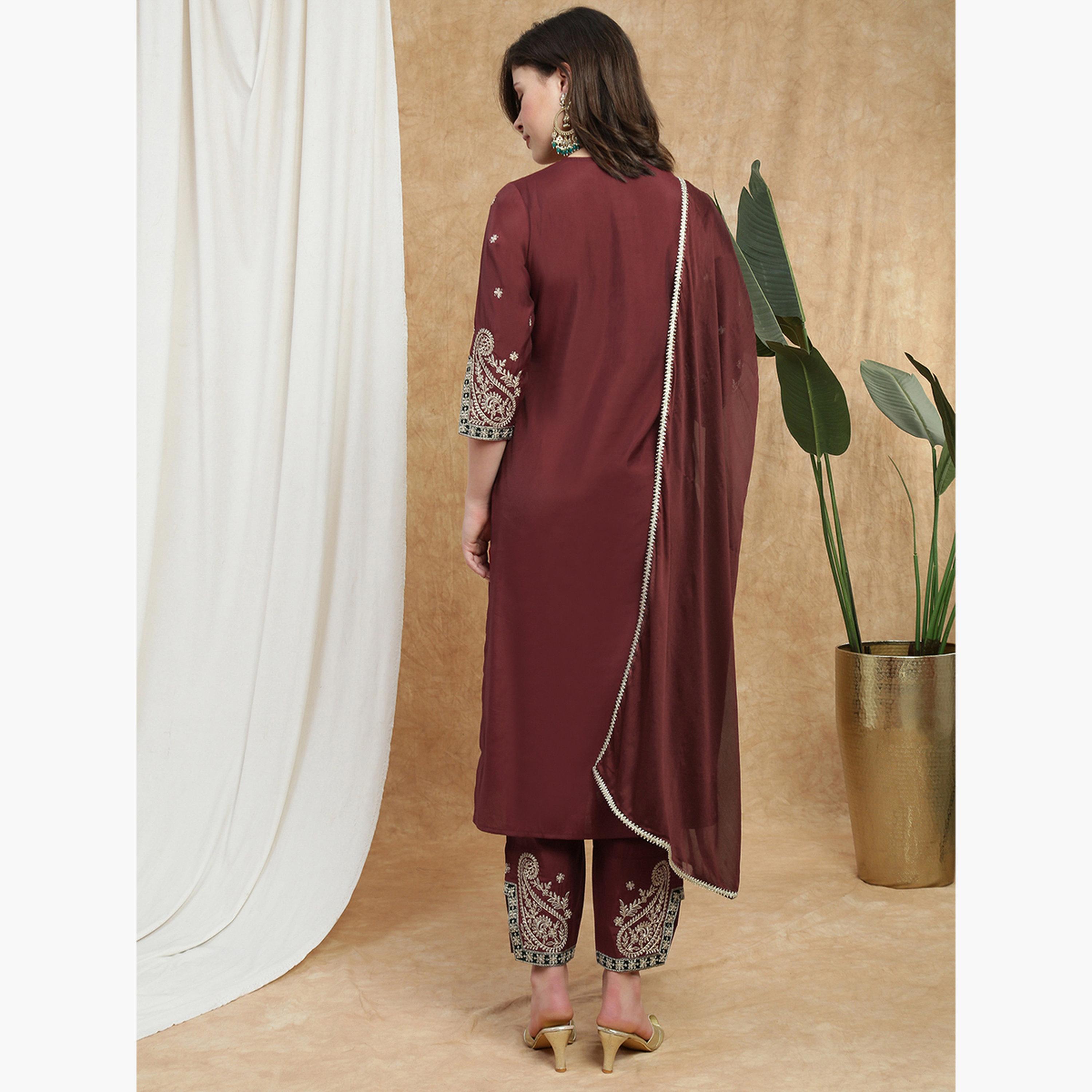 طقم كورتا مطرزة عند الصدر مع بنطال واسع ودوباتا-women-clothing-ethnicwear-kurtasets-image-3