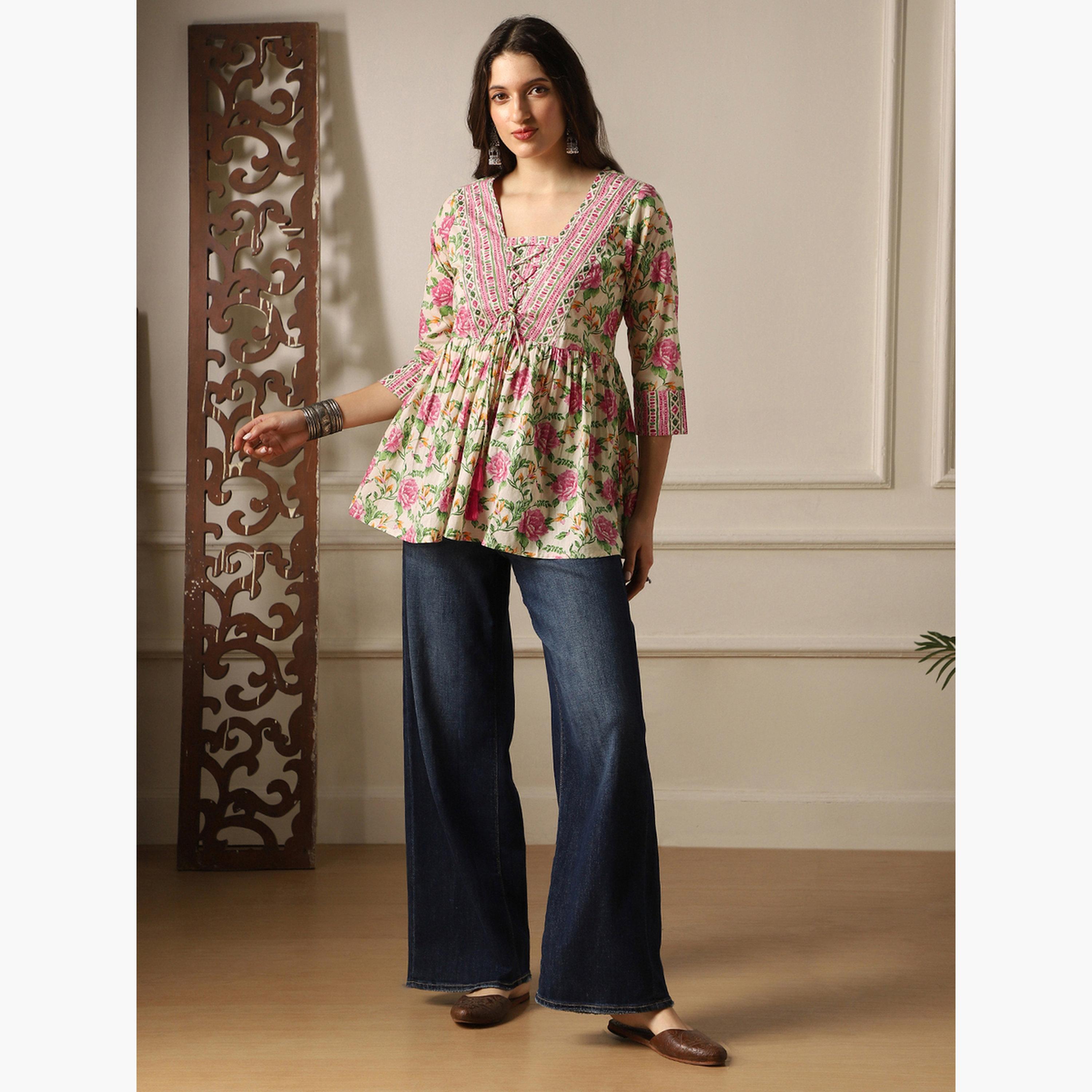 تونيك مطبوع بزهور وتفاصيل شرابات-women-clothing-ethnicwear-kurtas-image-2
