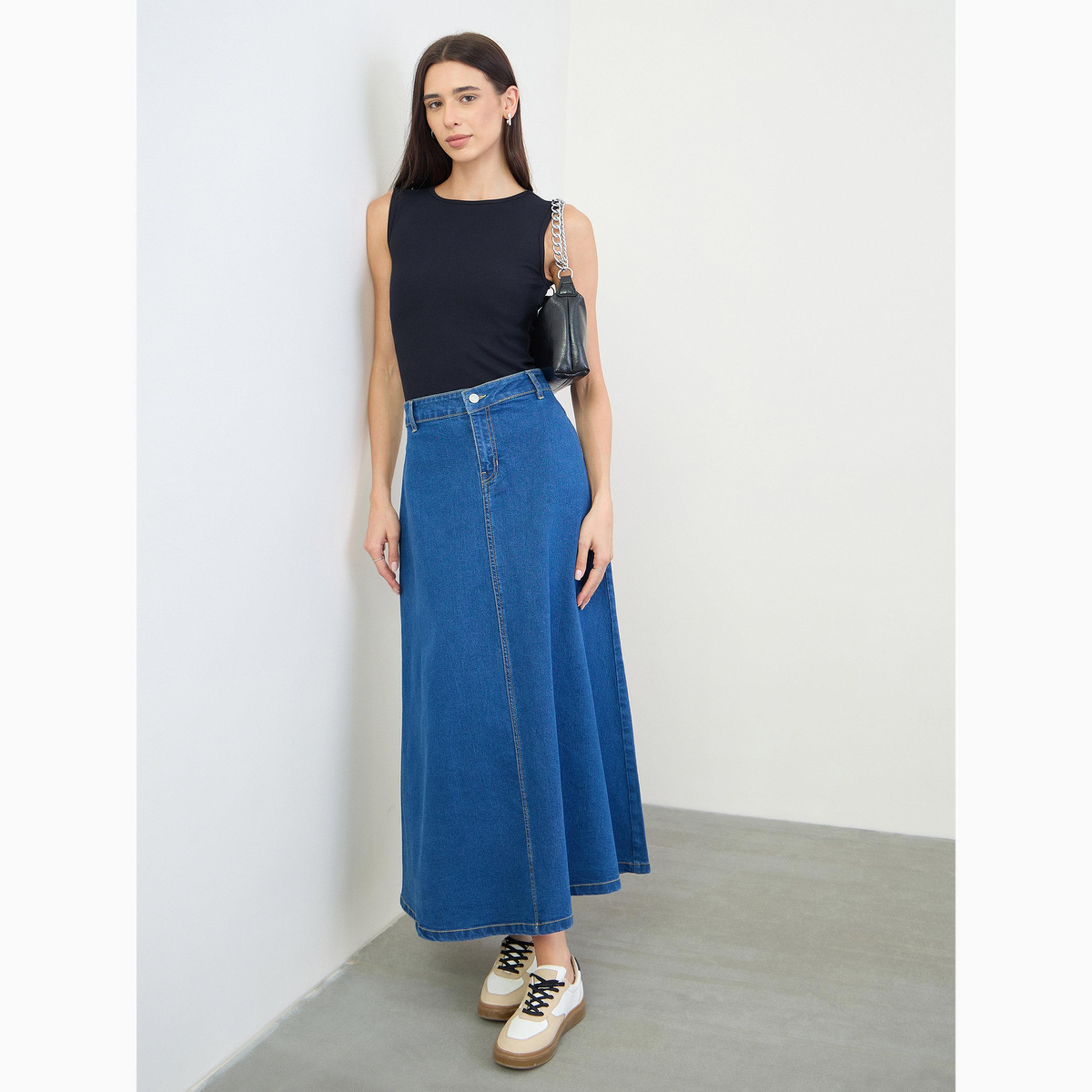 تنورة ماكسي طويلة من الدنيم الأزرق بقصة راقية-women-clothing-bottoms-skirts-image-2