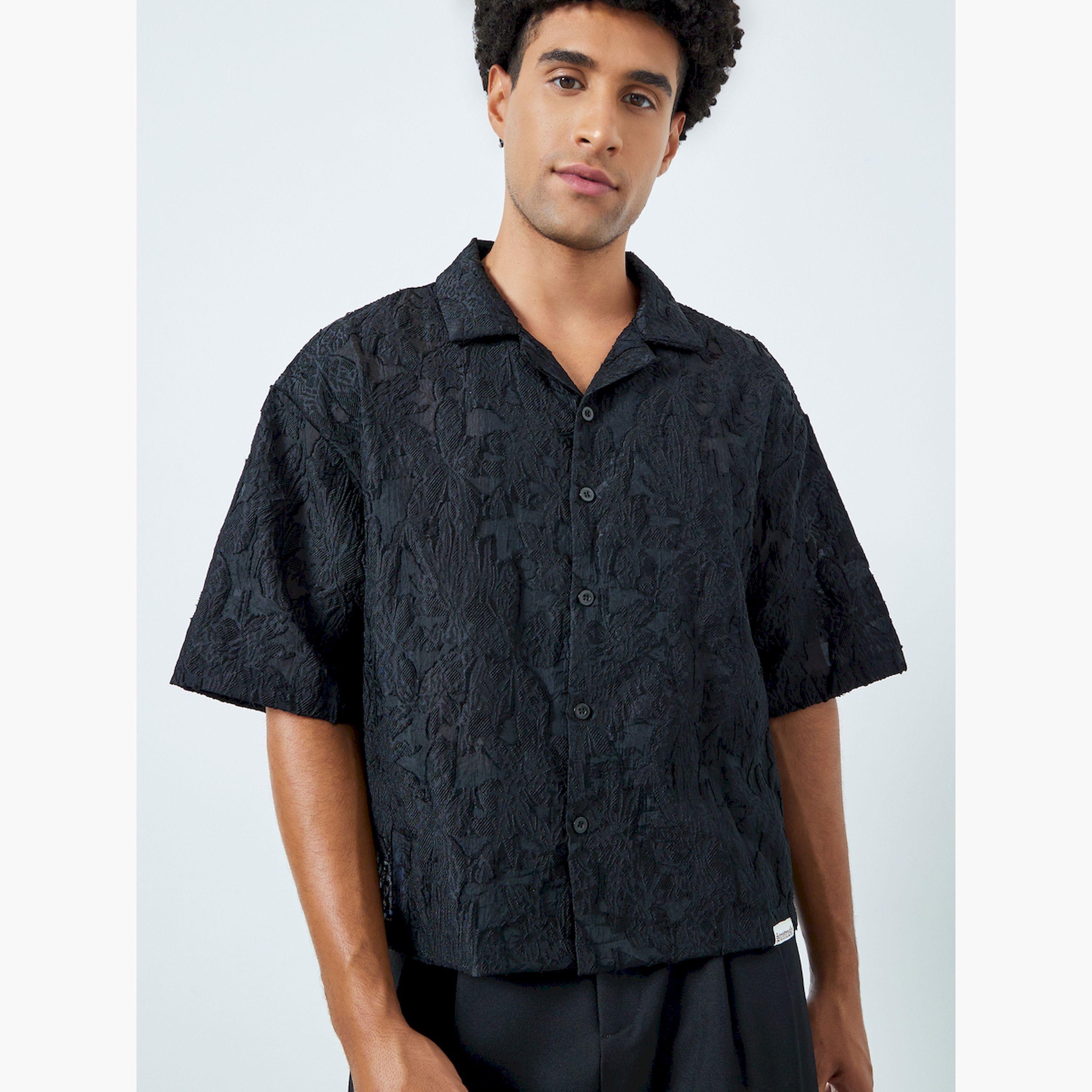 قميص رجالي أسود منسوج بأكمام قصيرة-men-clothing-shirts-image-5