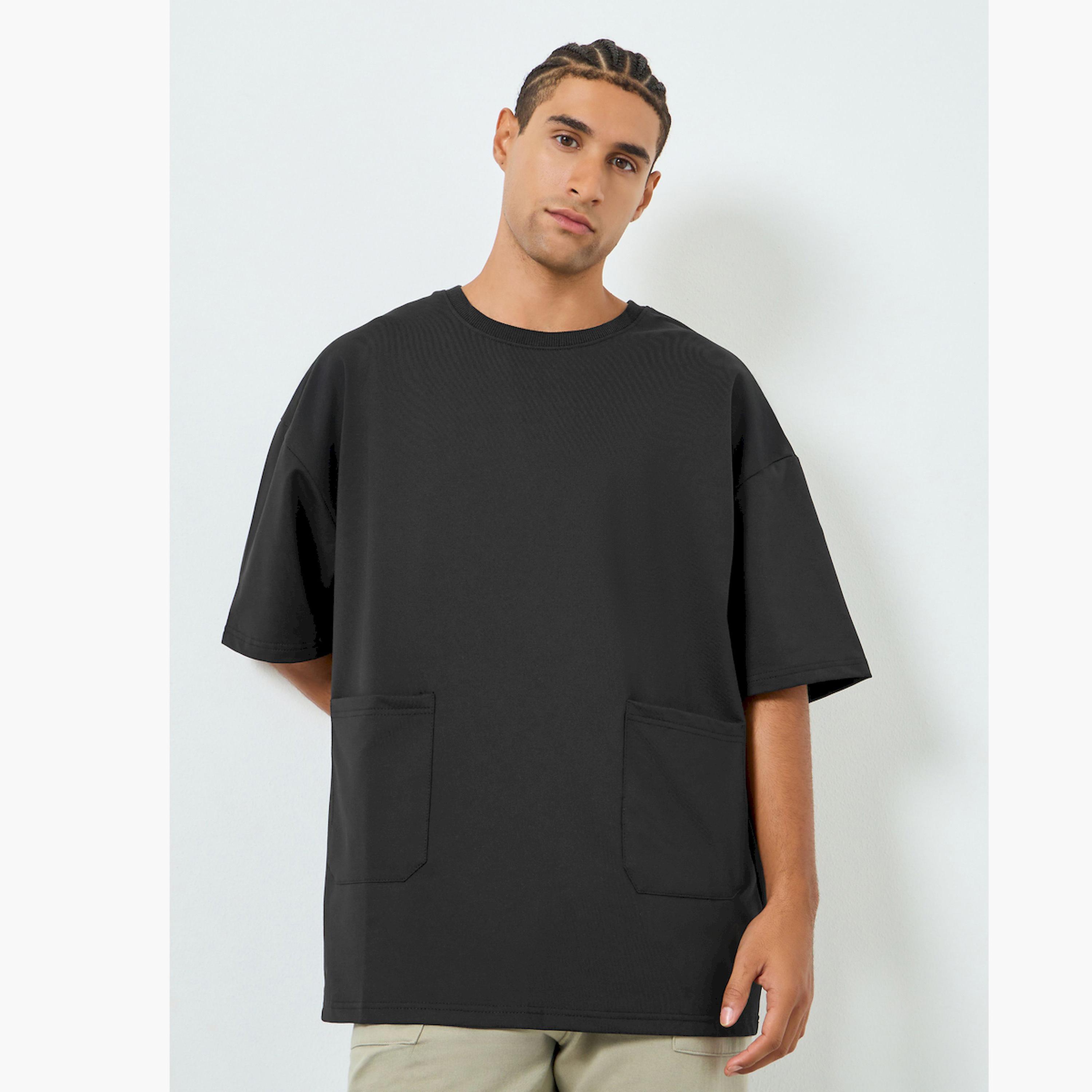 تيشيرت بقصة واسعة وجيوب-men-clothing-tshirtsandpolos-tshirts-image-1