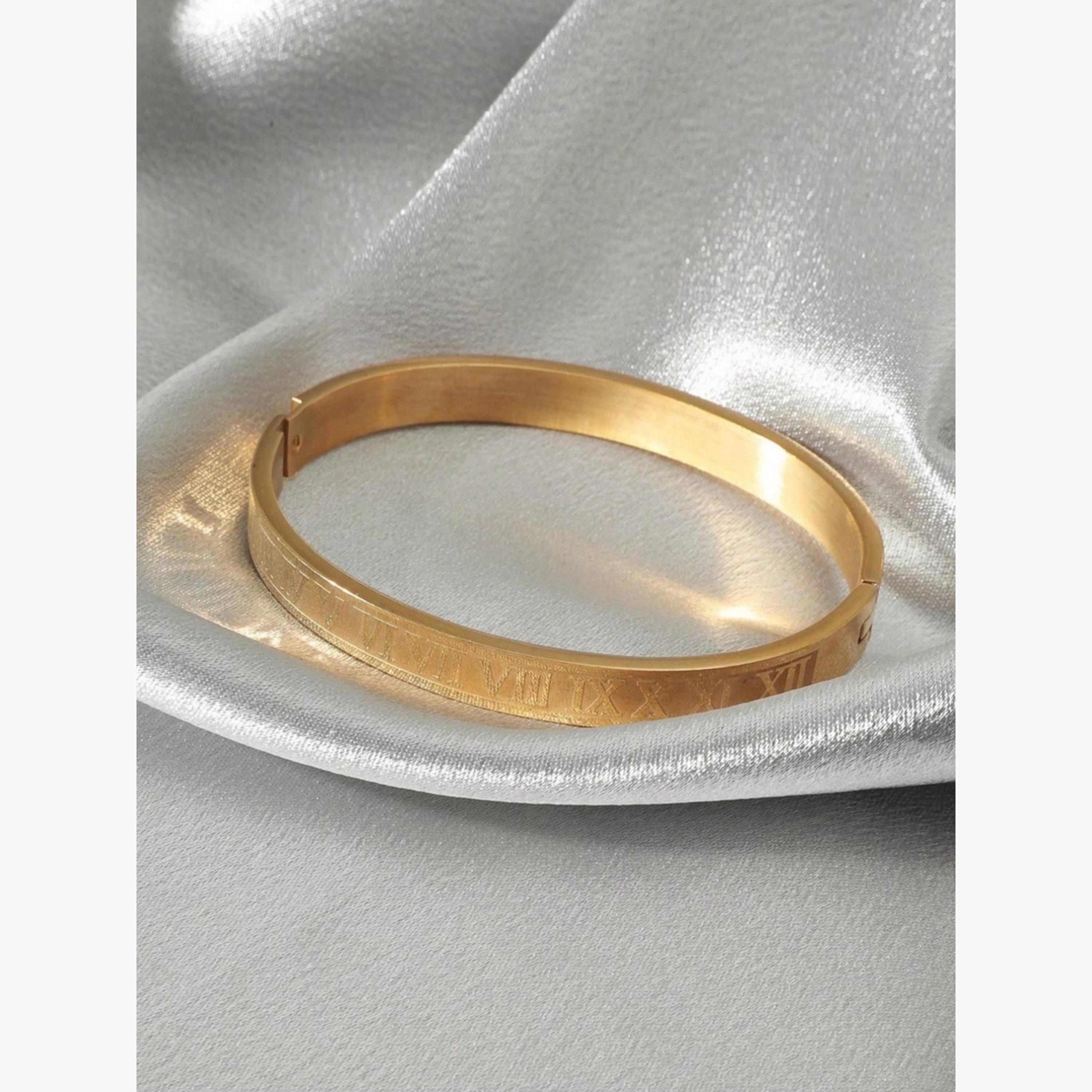 سوار كفة بأرقام رومانية-women-watchesandjewellery-jewellery-banglesandbracelets-image-4