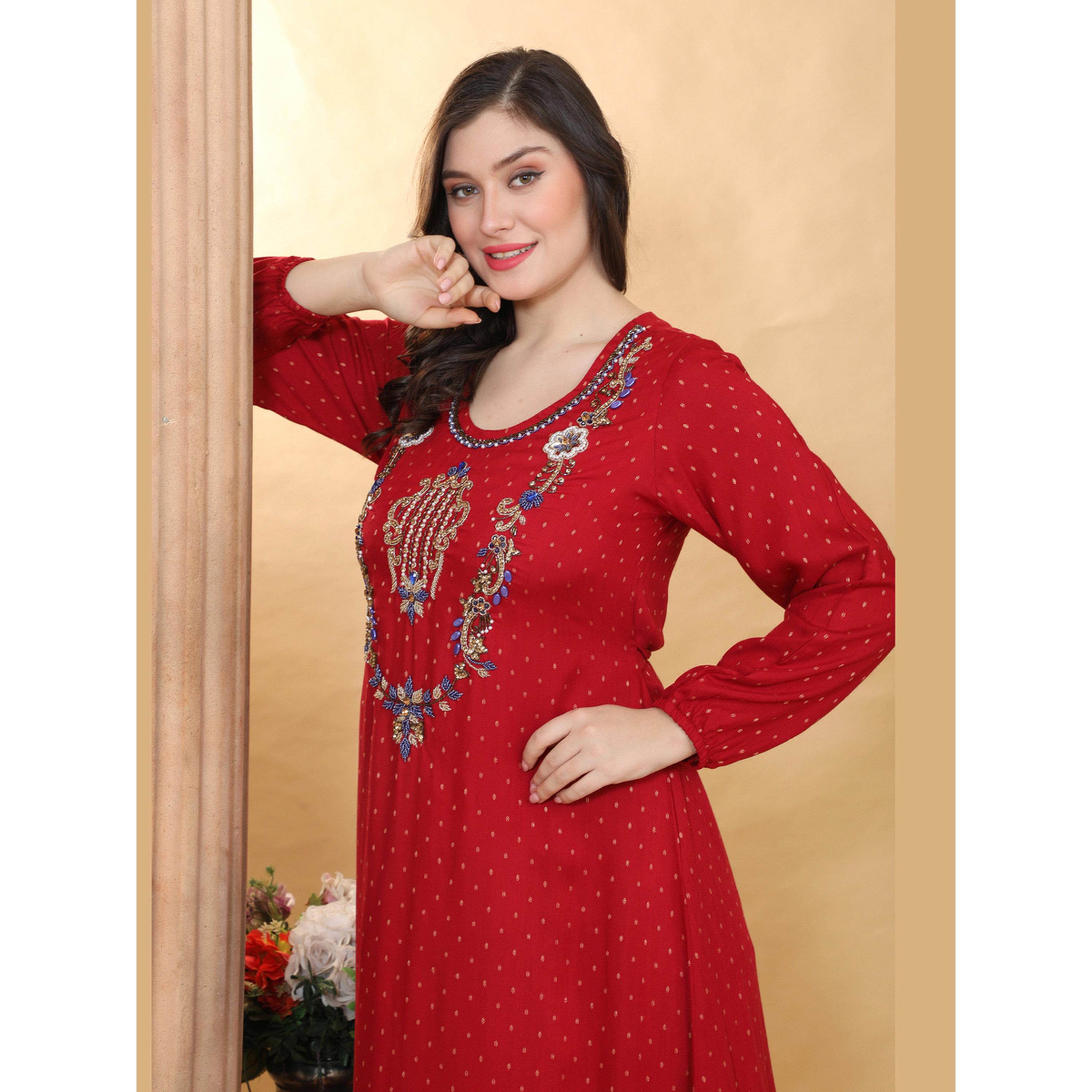 جلابية طويلة بتفاصيل بارزة الملمس ونقشة دوبي-women-clothing-dresses-image-2