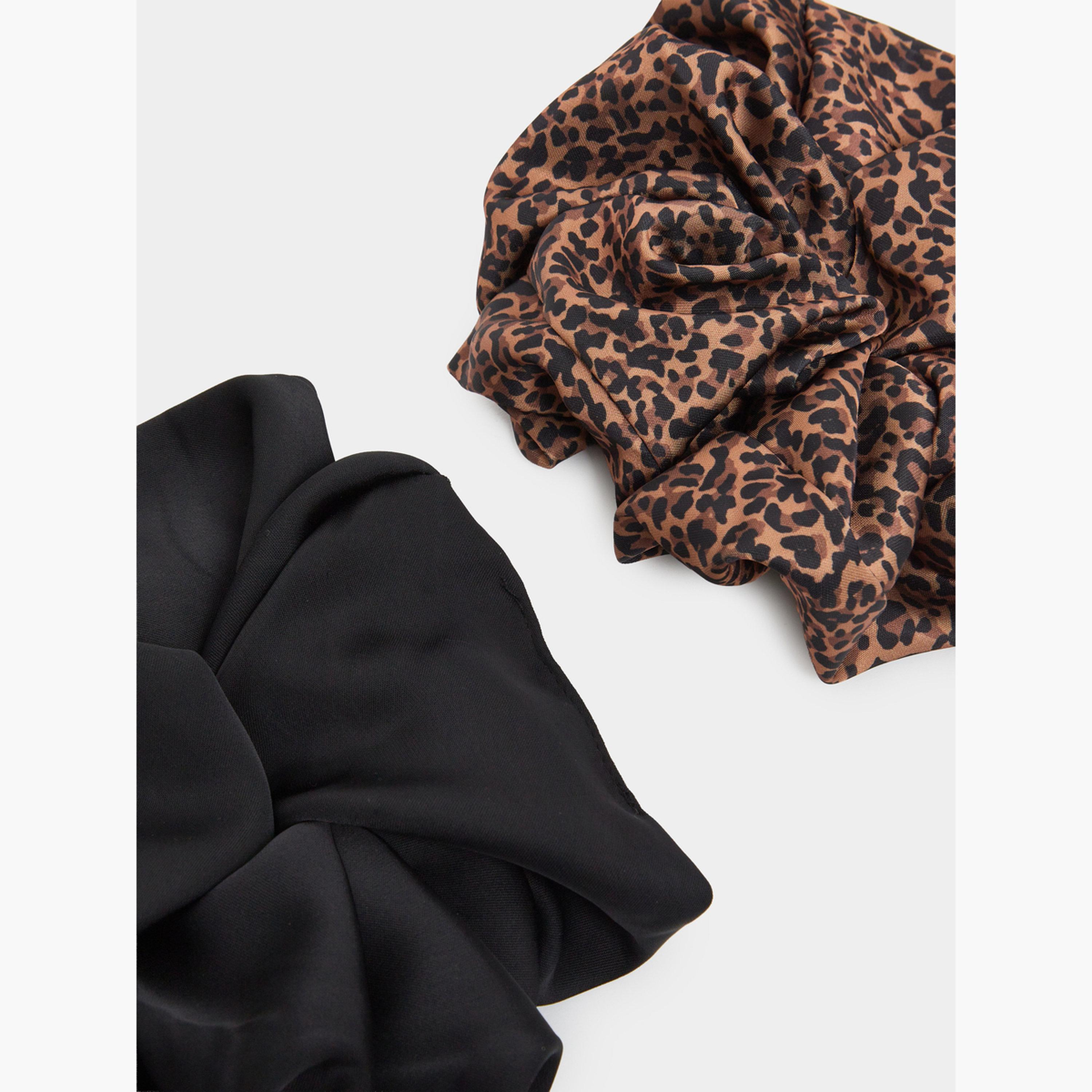 Styli Pack of 2 - Printed Scrunchies-women-hairaccessories-sets-image-3