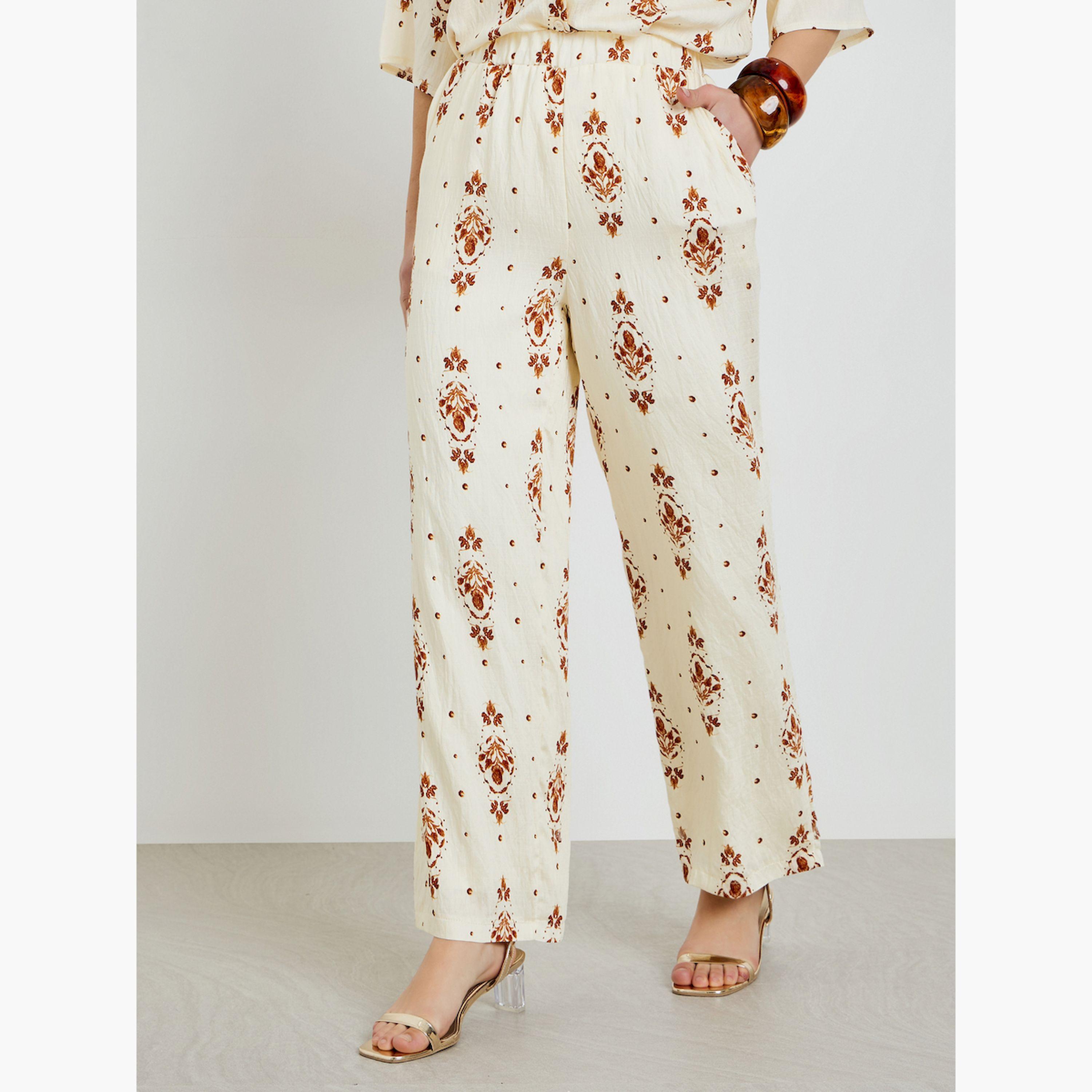 Styli Off-White Printed Shirt and Pants Co-Ords-women-clothing-coordsets-image-4