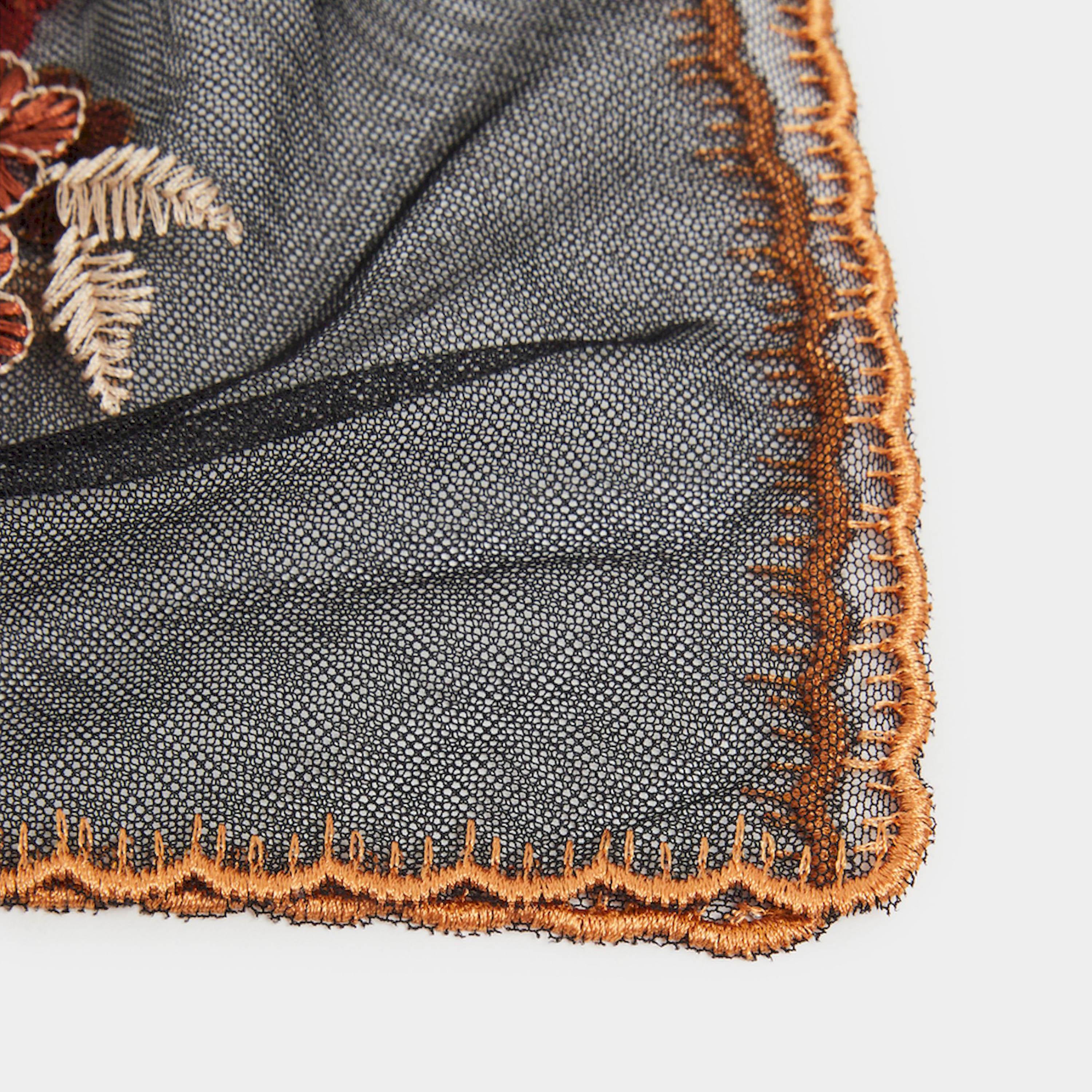 وشاح باندانا شبكي بتطريز زهور-women-clothingaccessories-scarves-image-3