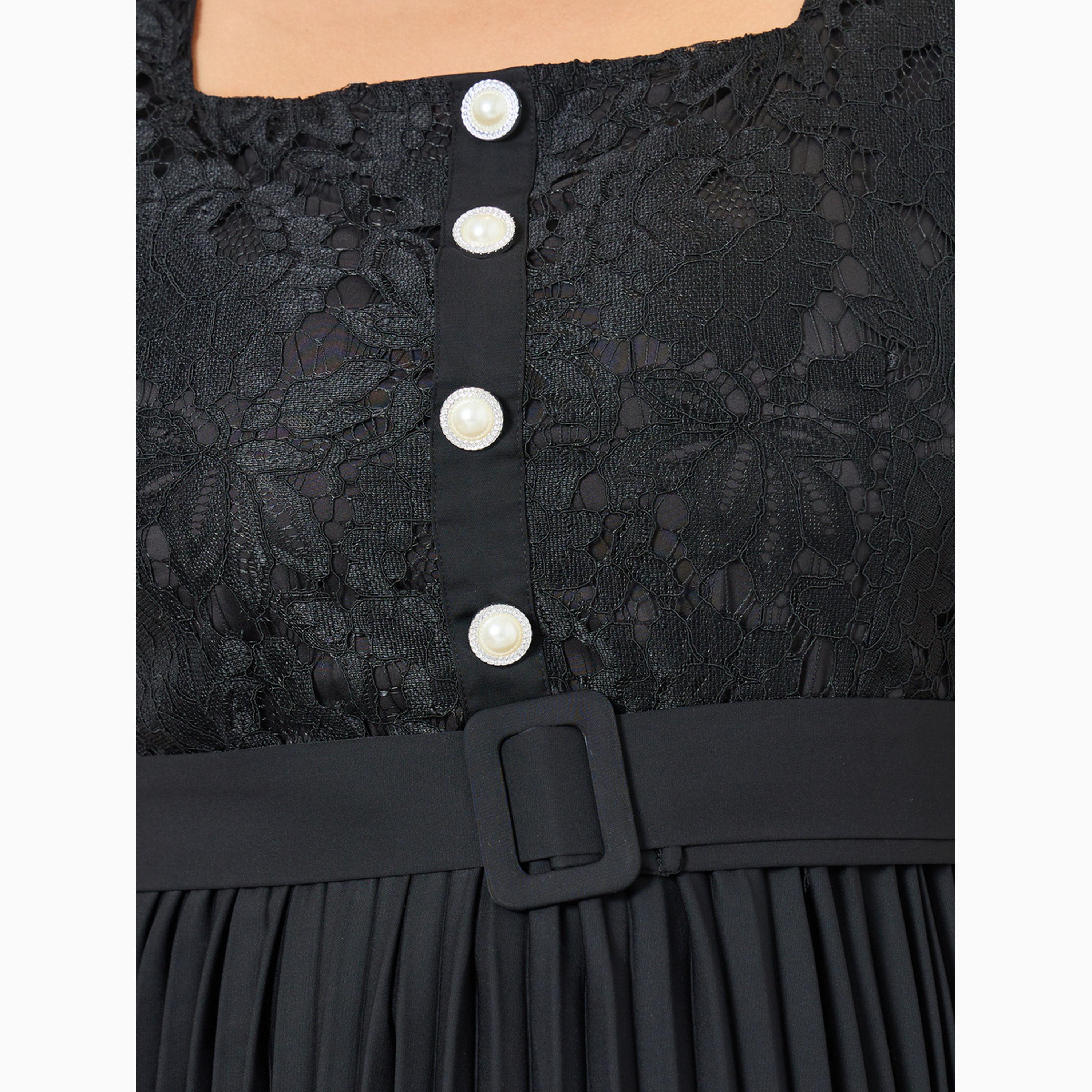 فستان طويل بحافة واسعة وكسرات وصدرية دانتيل مع حزام-women-clothing-dresses-image-4