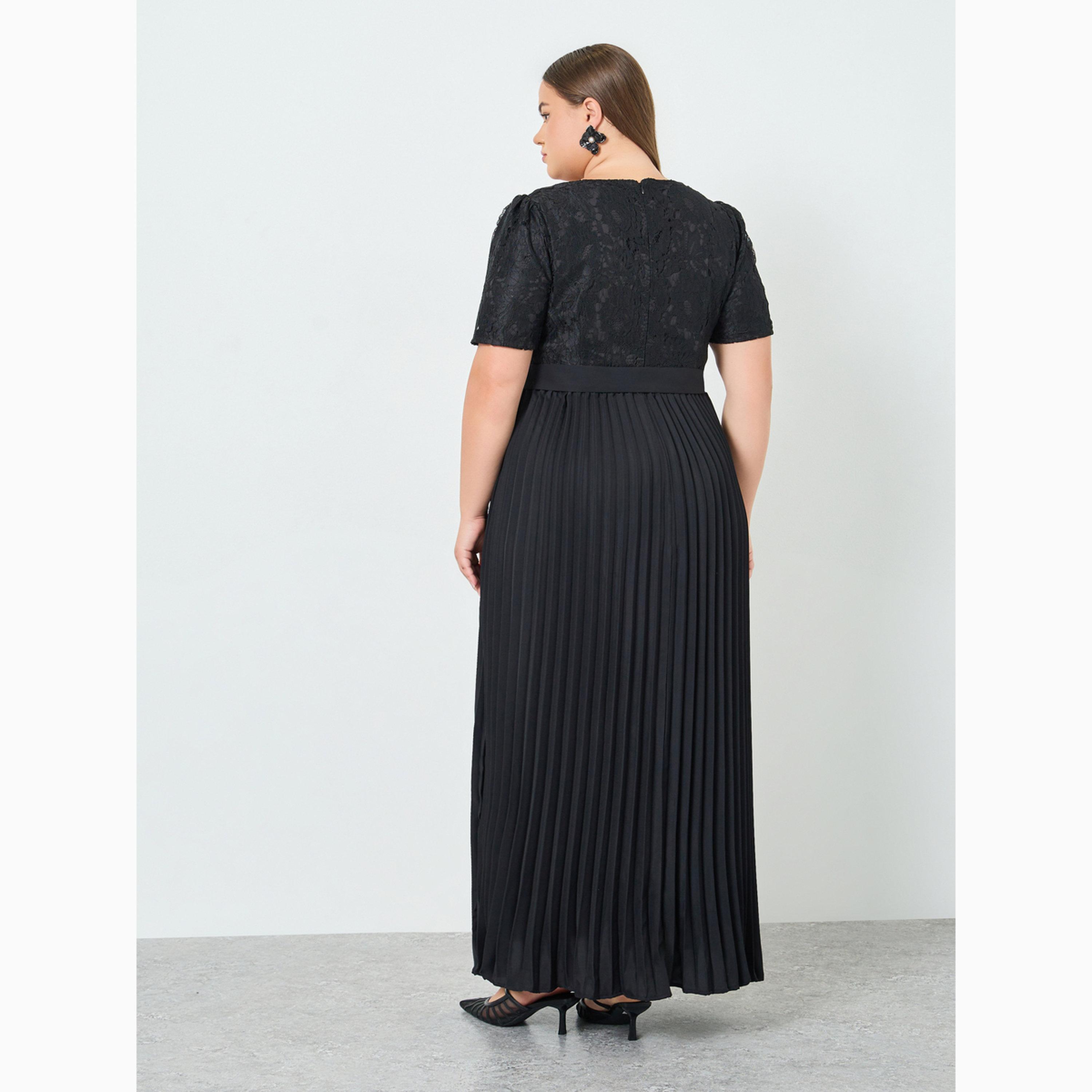 فستان طويل بحافة واسعة وكسرات وصدرية دانتيل مع حزام-women-clothing-dresses-image-5