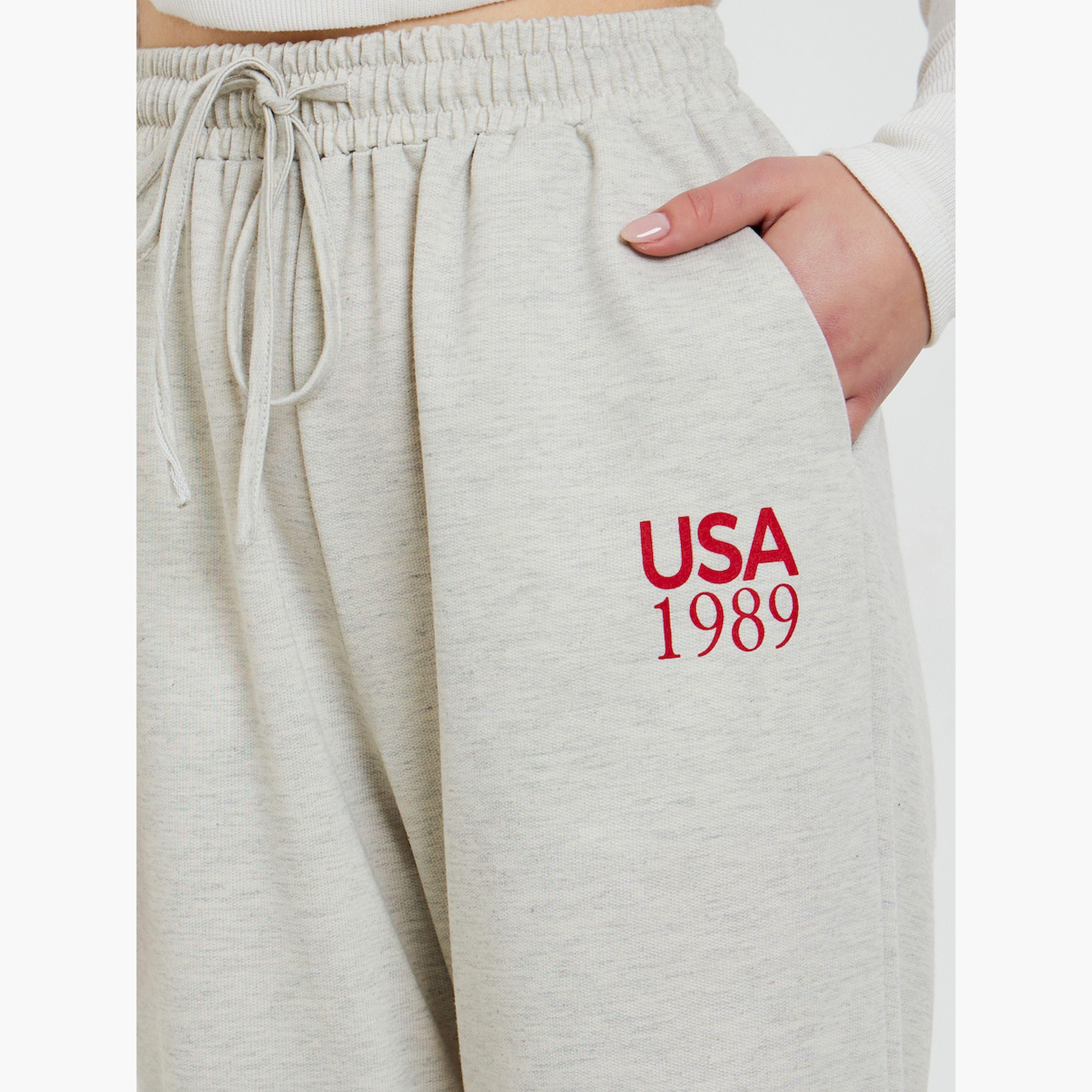 بنطال جوغر مطبوع برباط خصر وحواف مطاطية-women-clothing-bottoms-joggers-image-3