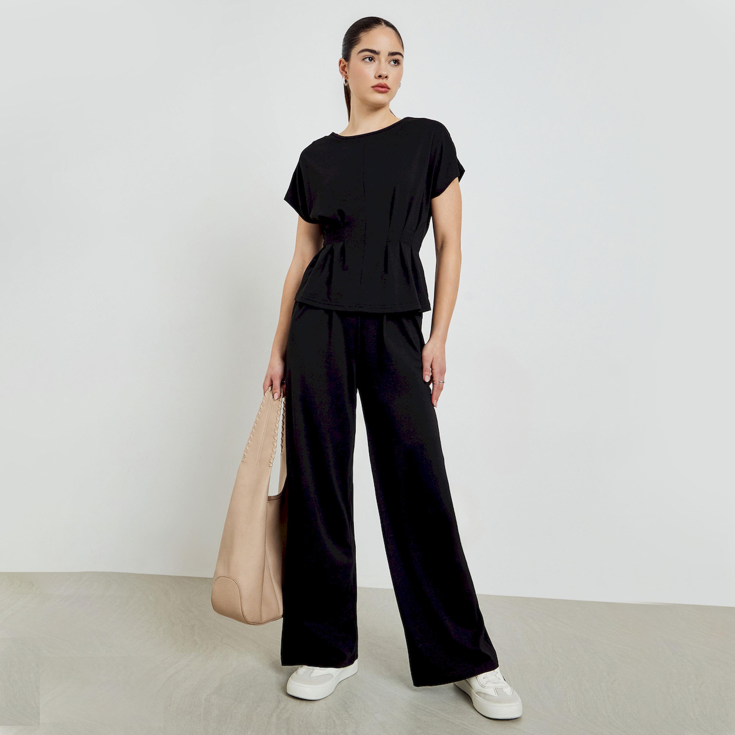 طقم منسق من بنطال وبلوزة بخصر بكسرات-women-clothing-coordsets-image-1