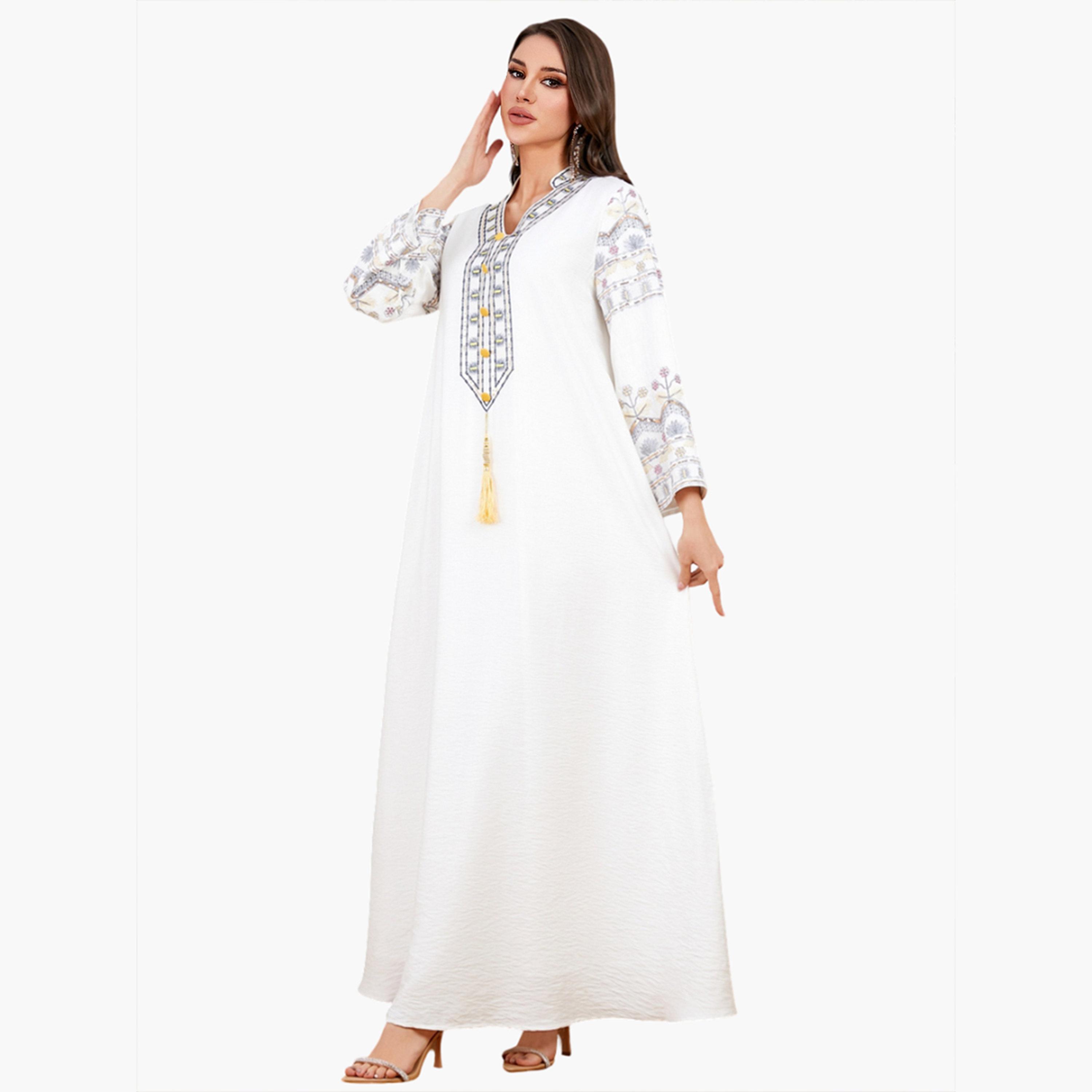 جلابية مطرزة بقصة واسعة-women-arabicclothing-jalabiyas-image-5