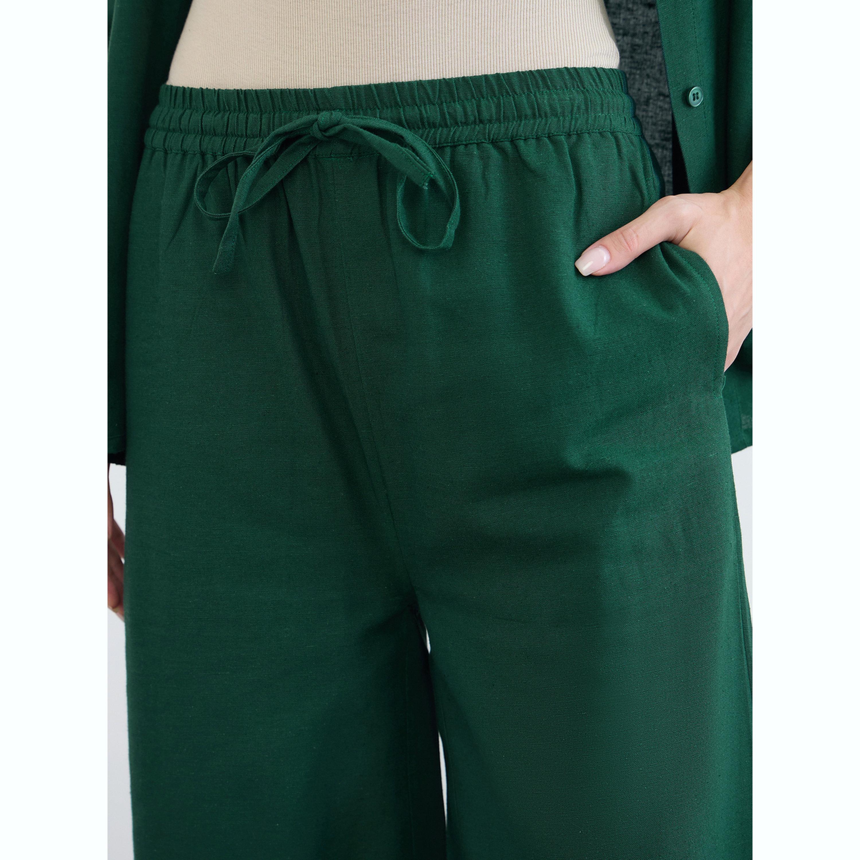طقم منسق من بنطال وبلوزة قطن بقصة مريحة-women-clothing-coordsets-image-6