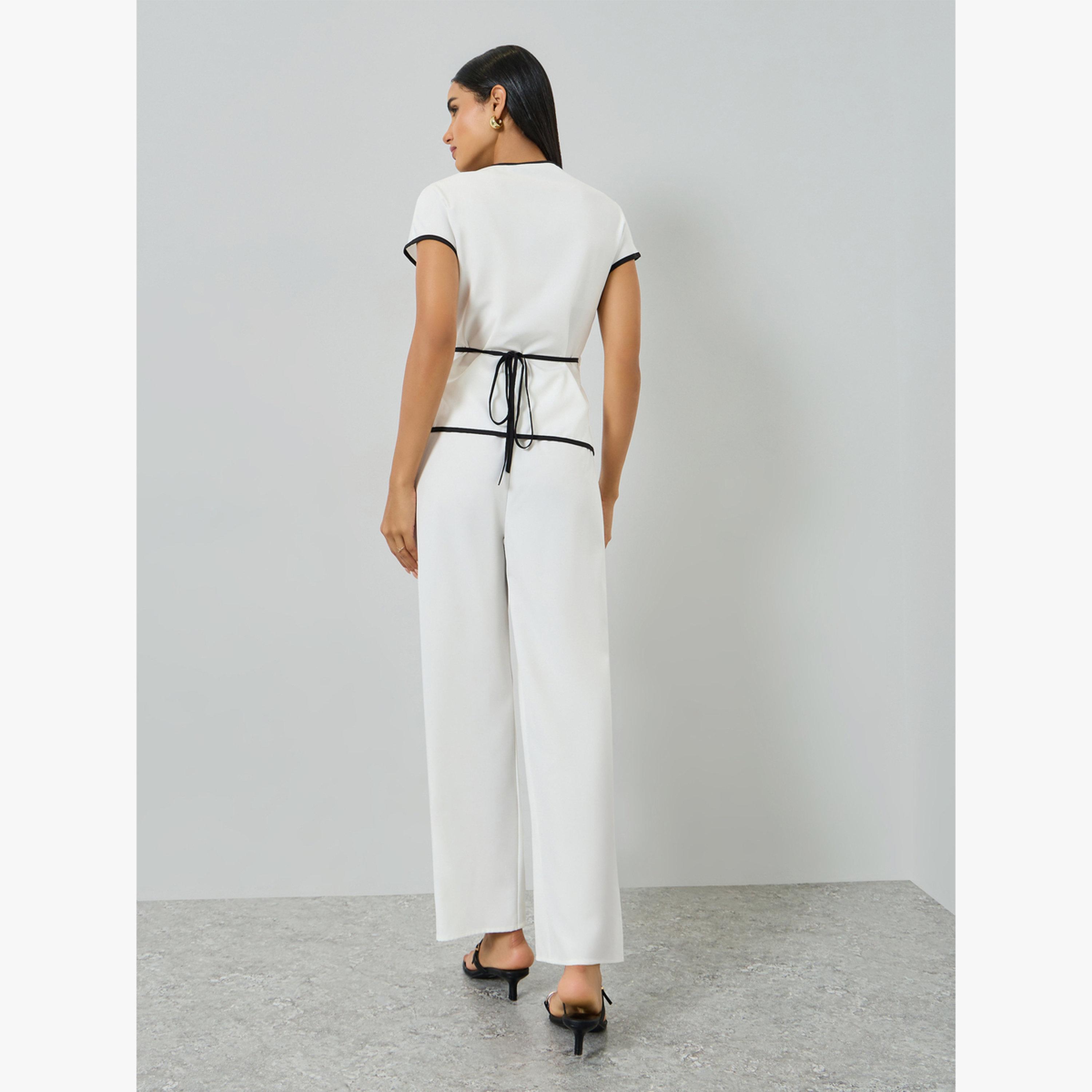 طقم منسق من بنطال وبلوزة بتفاصيل متباينة-women-clothing-coordsets-image-4