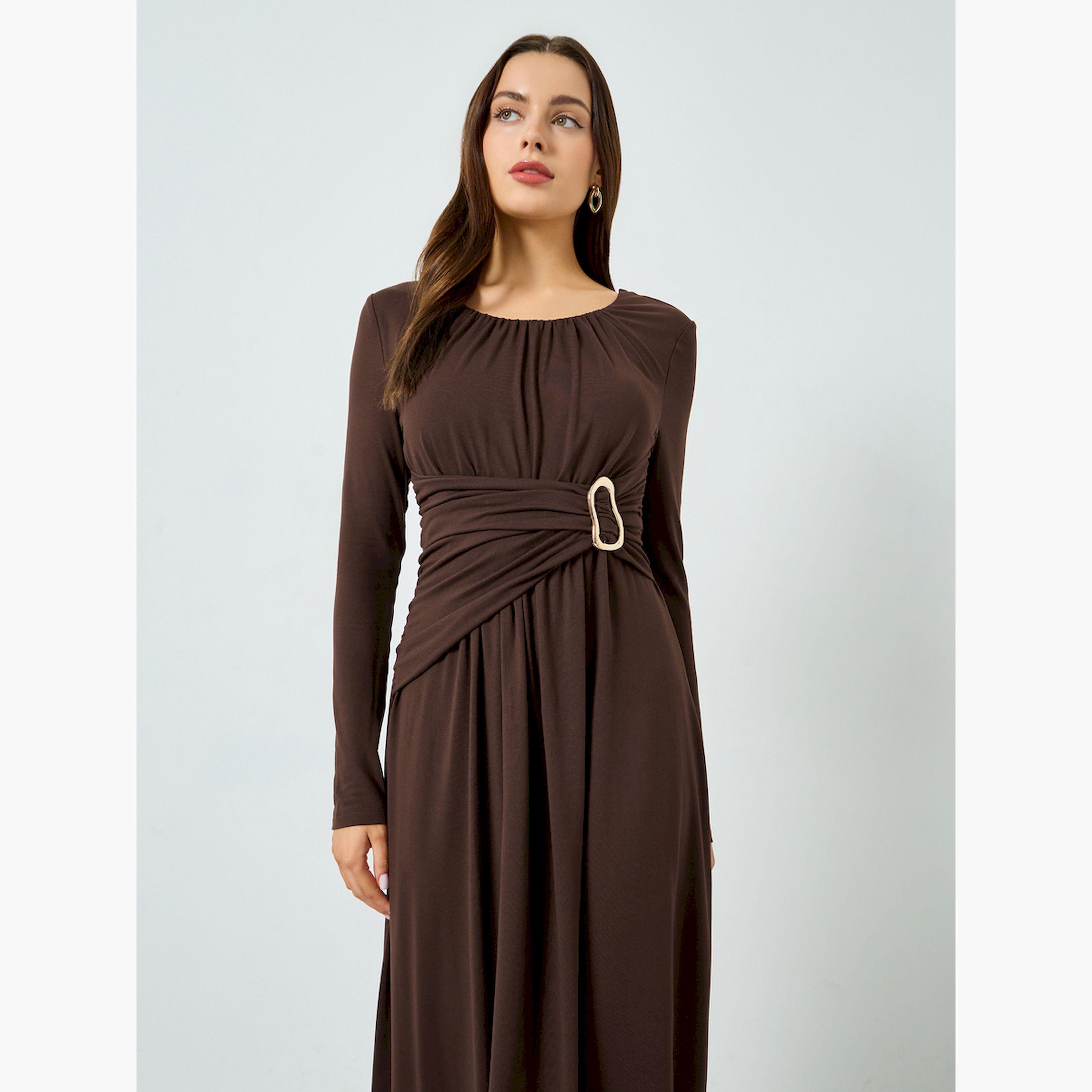 فستان طويل بني بتفاصيل مزمومة وأكمام طويلة-women-clothing-dresses-image-2