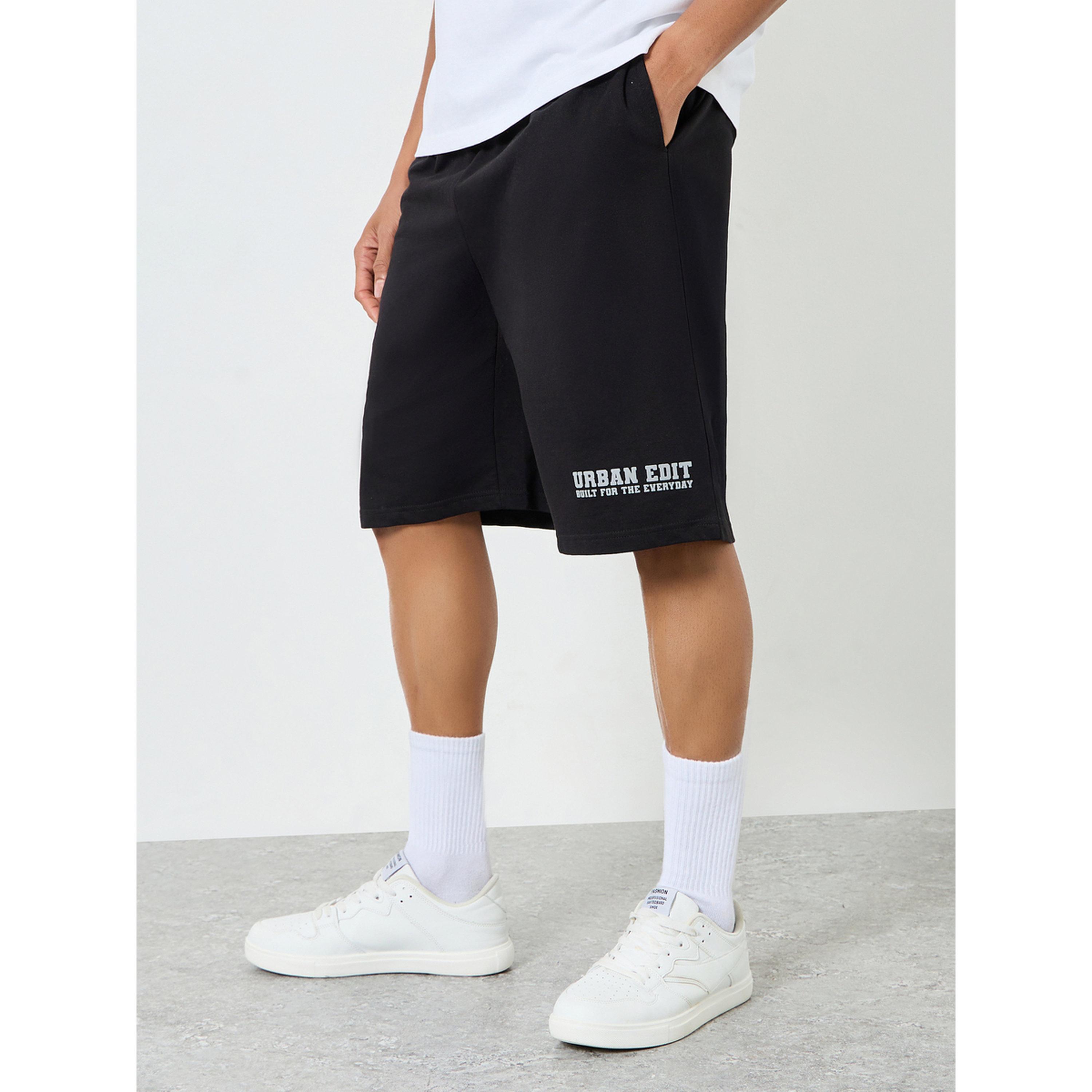 شورت بقصة واسعة بطبعة للرجال-men-clothing-bottoms-shorts-image-1