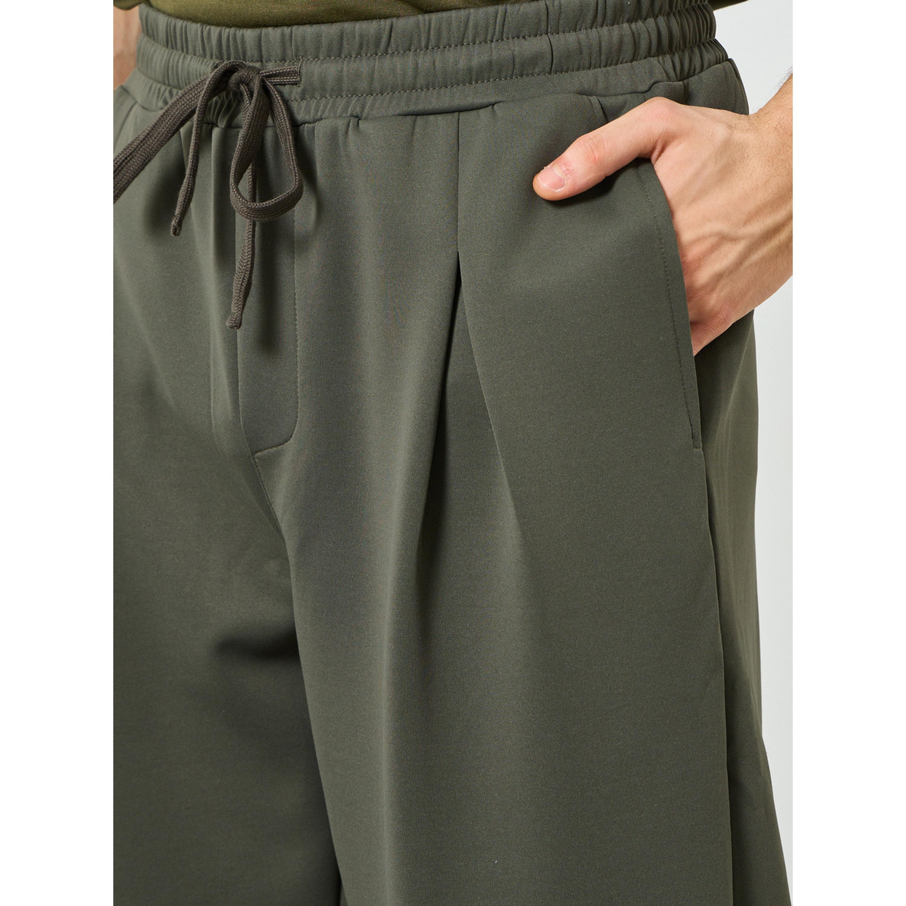ستايلي - بنطال رياضي رجالي لون الزيتوني الأخضر بكسرات-men-clothing-bottoms-joggers-image-4