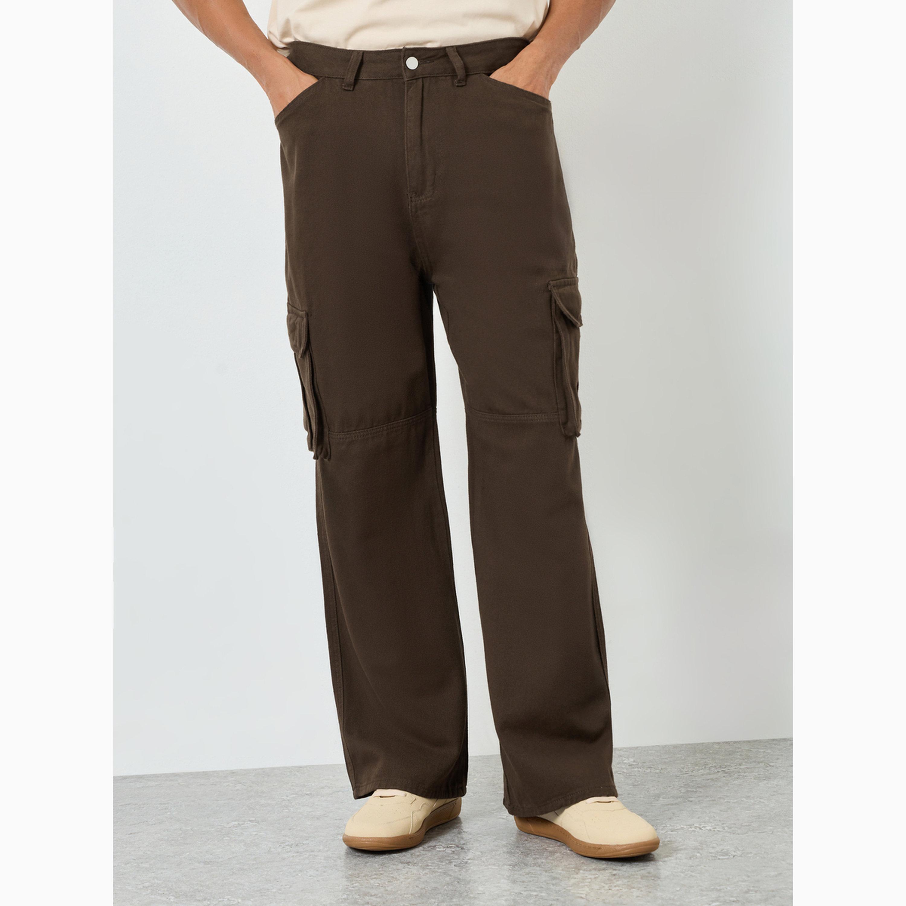 جينز قصة مريحة ومصبوغ لون بني للرجال-men-clothing-bottoms-jeans-image-1