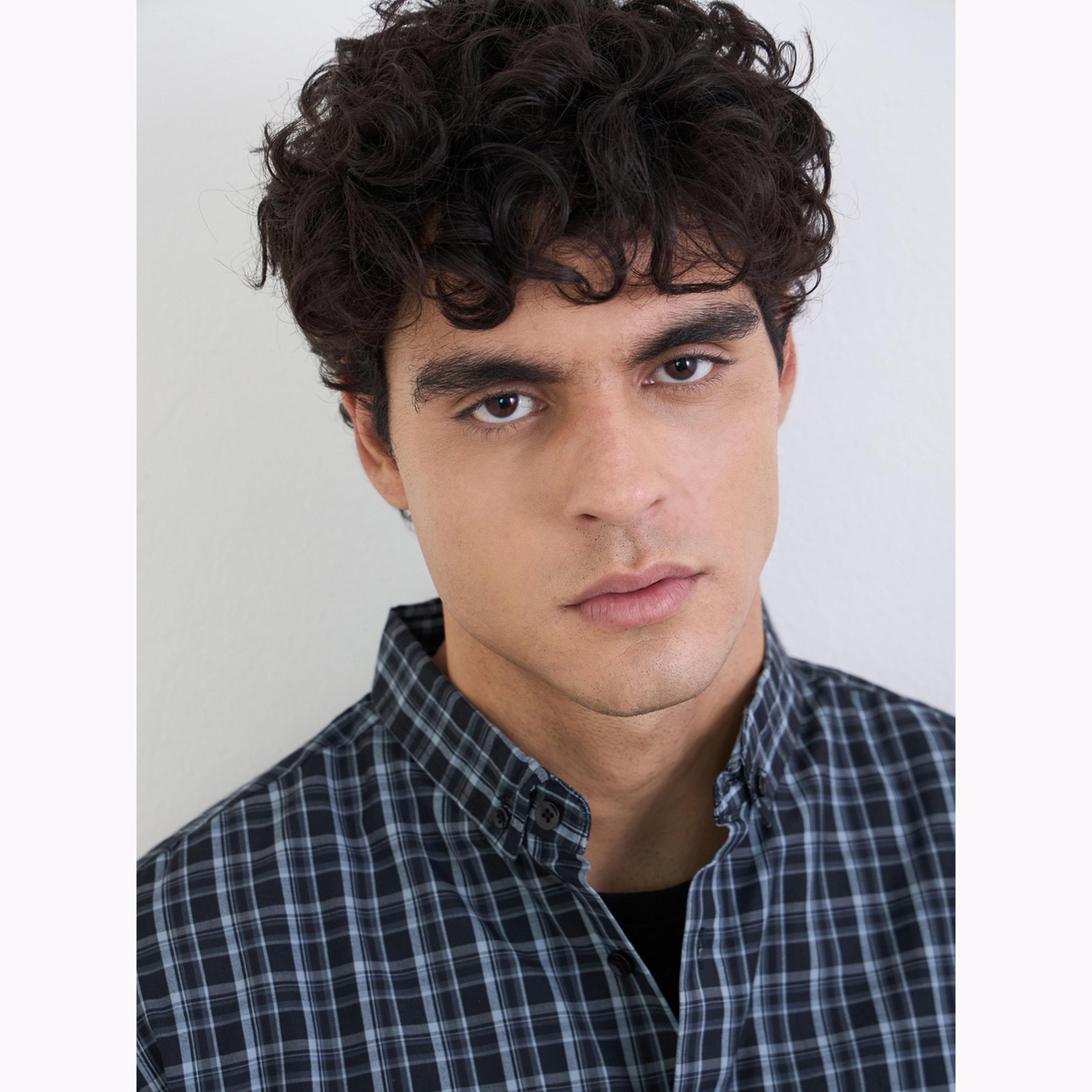 قميص كاروهات بأكمام طويلة وقصة عادية للرجال-men-clothing-shirts-image-5