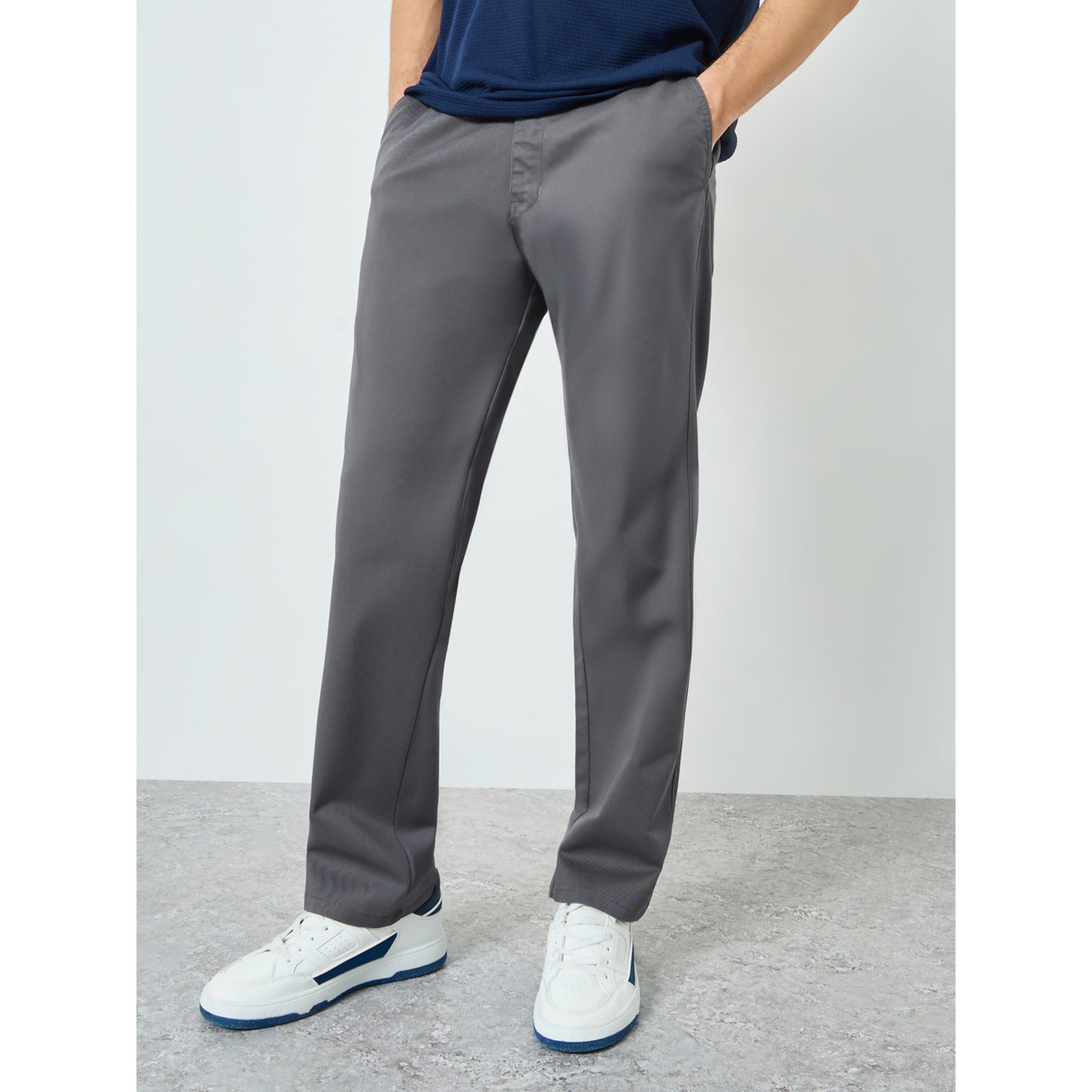 ستايلي - بنطلون رجالي رمادي بقصة مريحة-men-clothing-bottoms-trousersandchinos-trousers-image-1