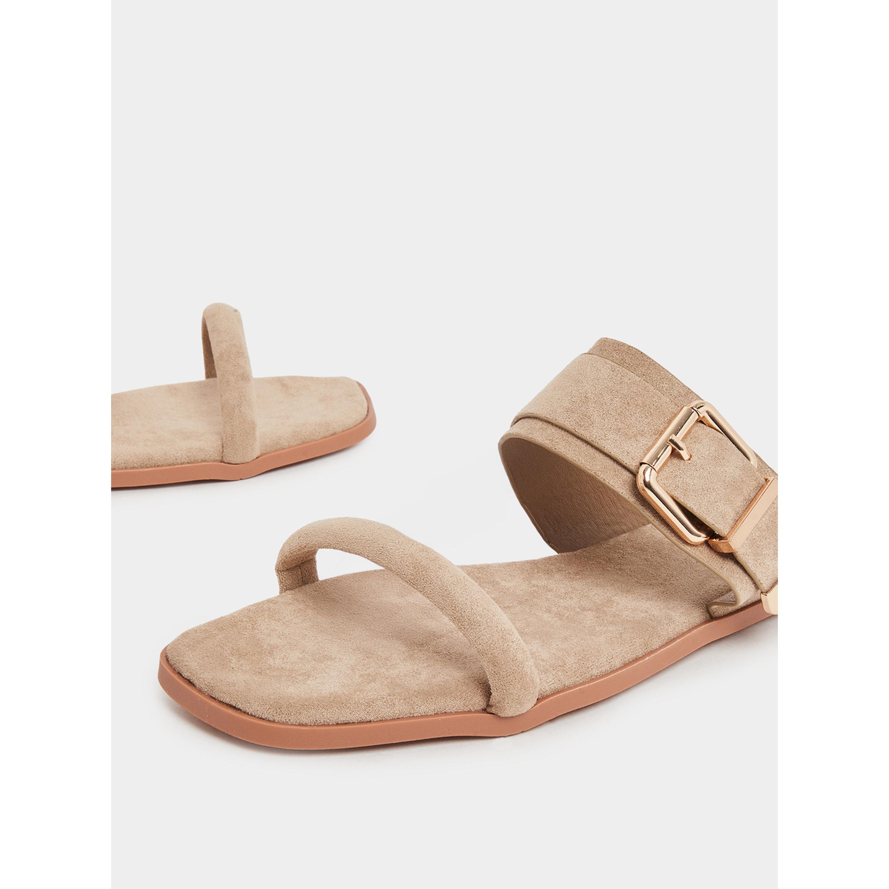 صندل مسطح بتفاصيل مشبك-women-shoes-sandals-flats-image-4