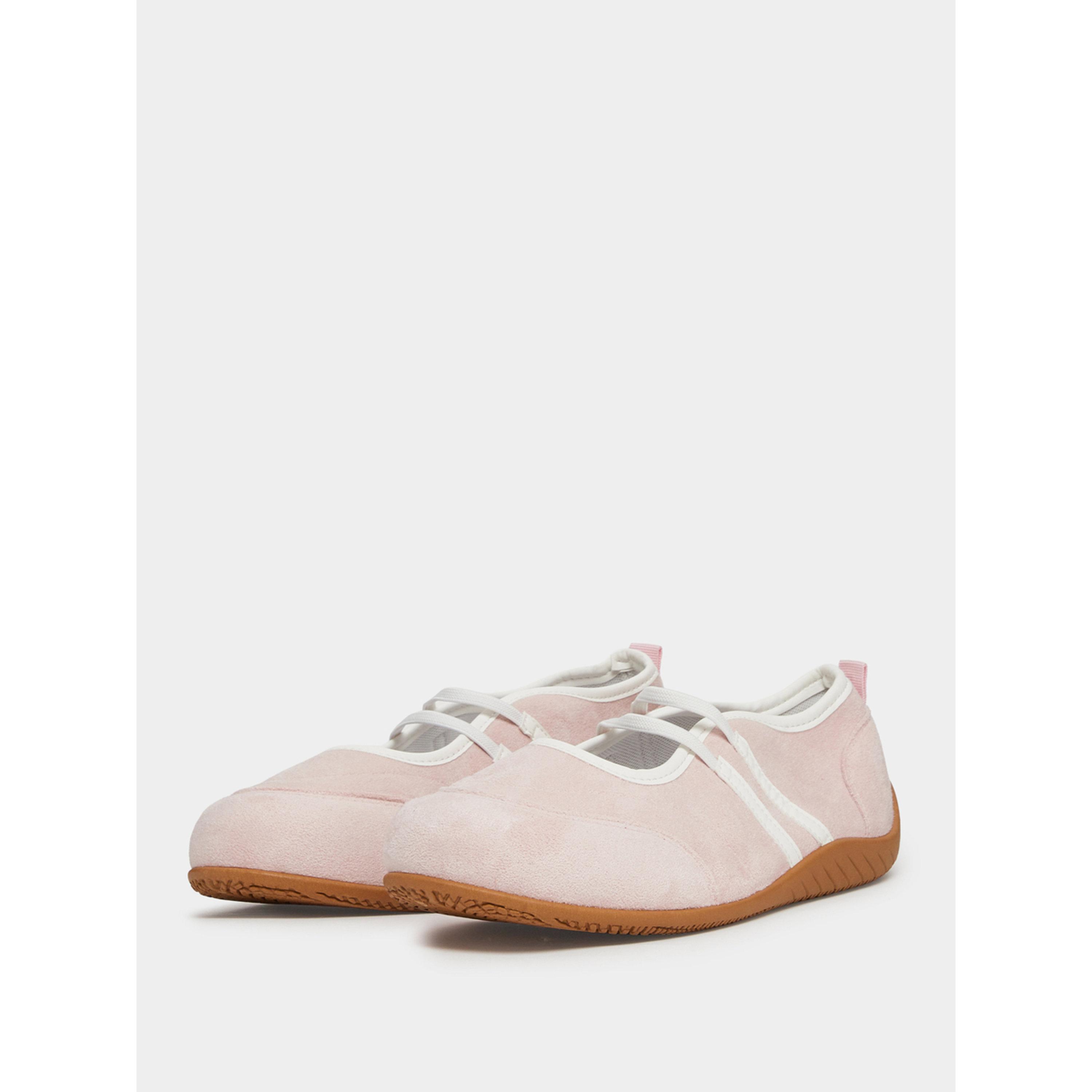 حذاء سنيكرز ماري جين من مايكروسويد-women-shoes-flats-loafers-image-1