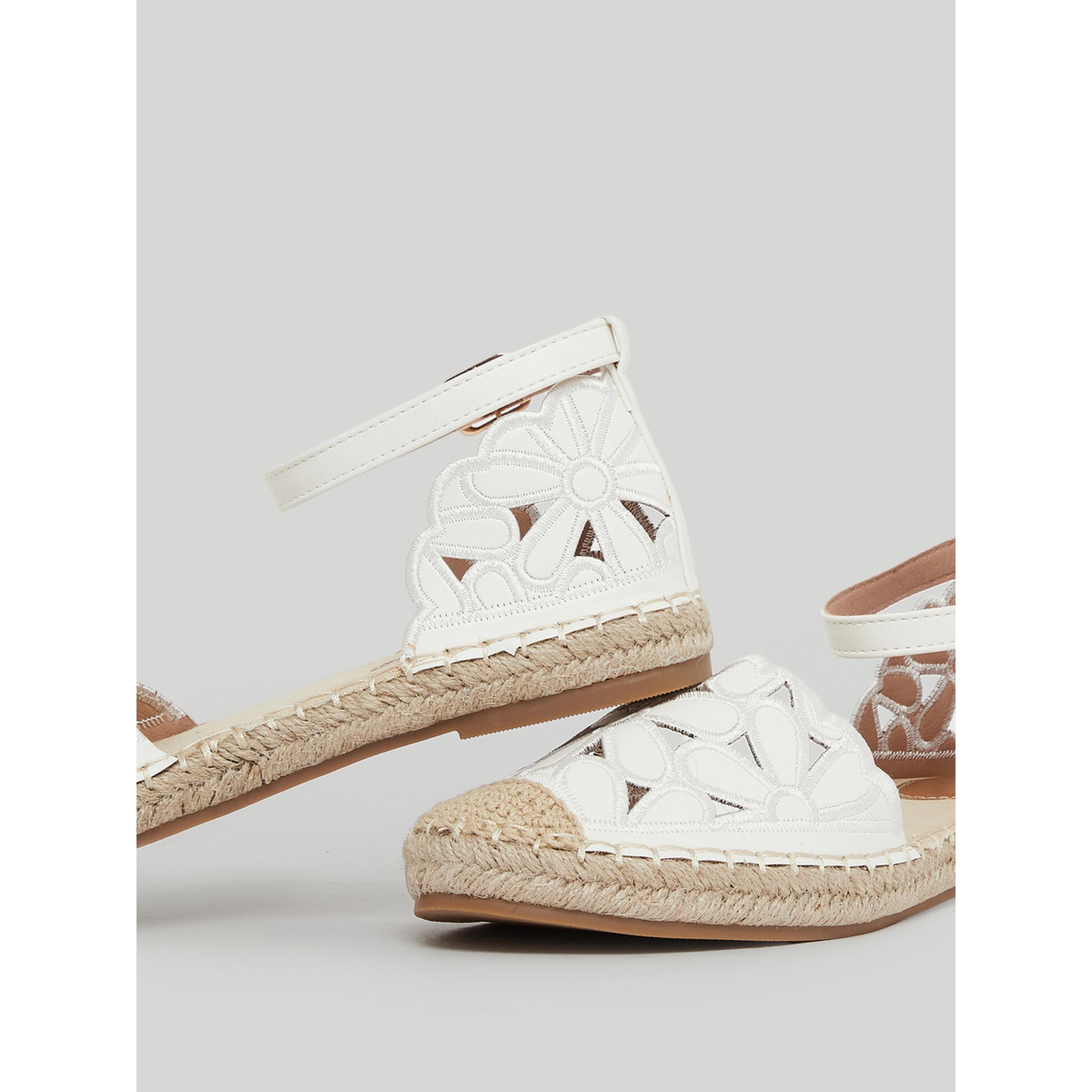 صندل إسبادريل بزهور-women-shoes-flats-espadrilles-image-4