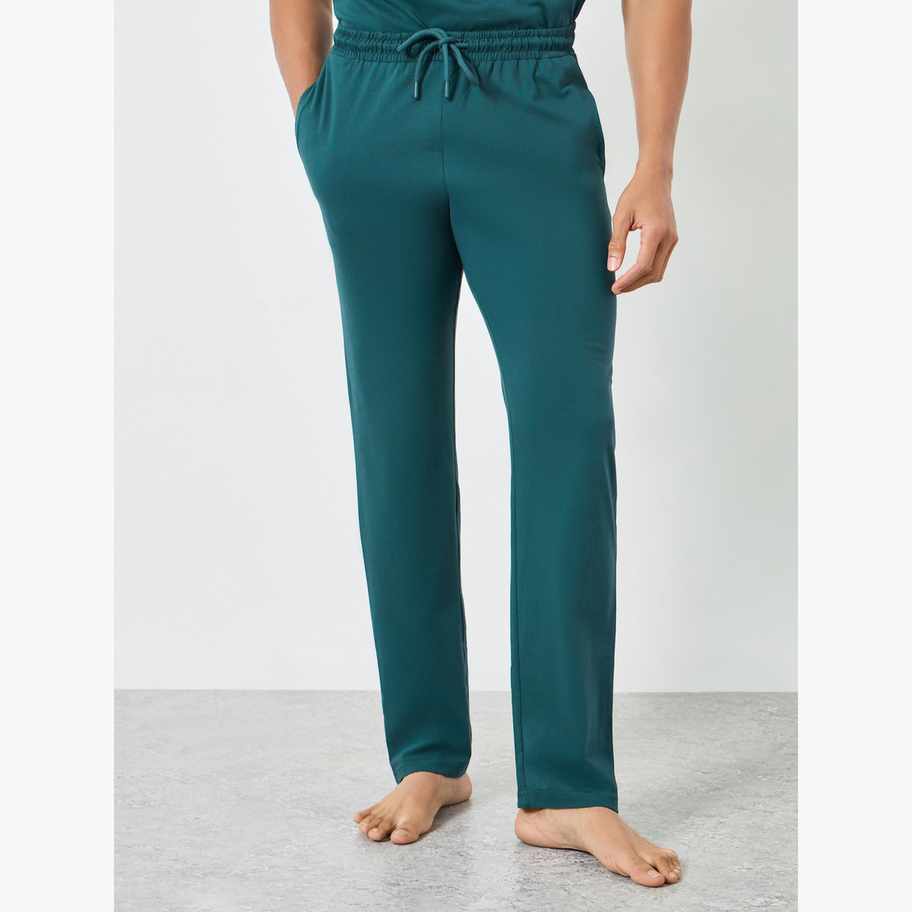 طقم بيجاما من بنطال وتيشيرت بأكمام قصيرة-men-clothing-nightwear-sets-image-4
