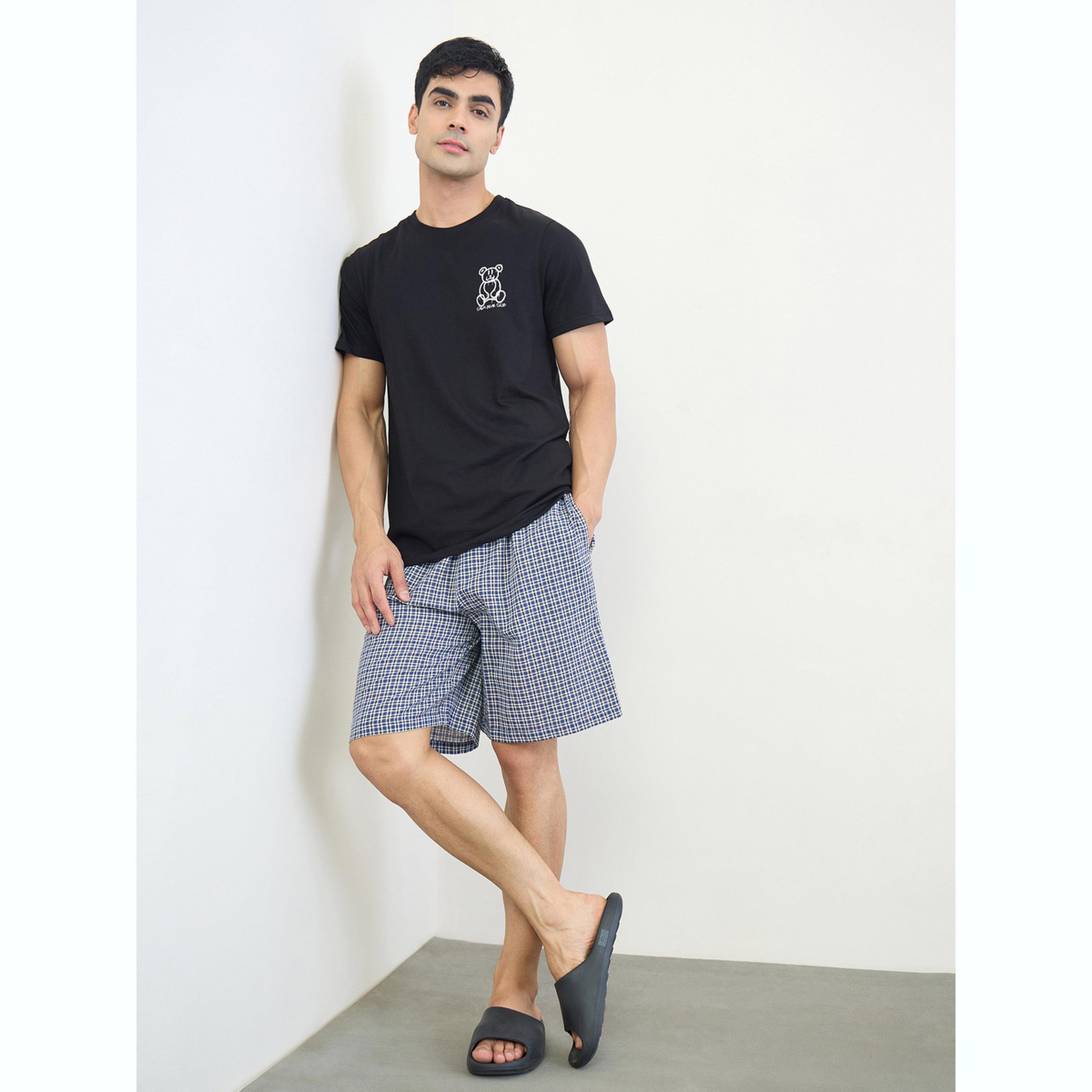 مجموعة من شورت كاروهات وتيشيرت قطن مطبوع-men-clothing-nightwear-sets-image-2